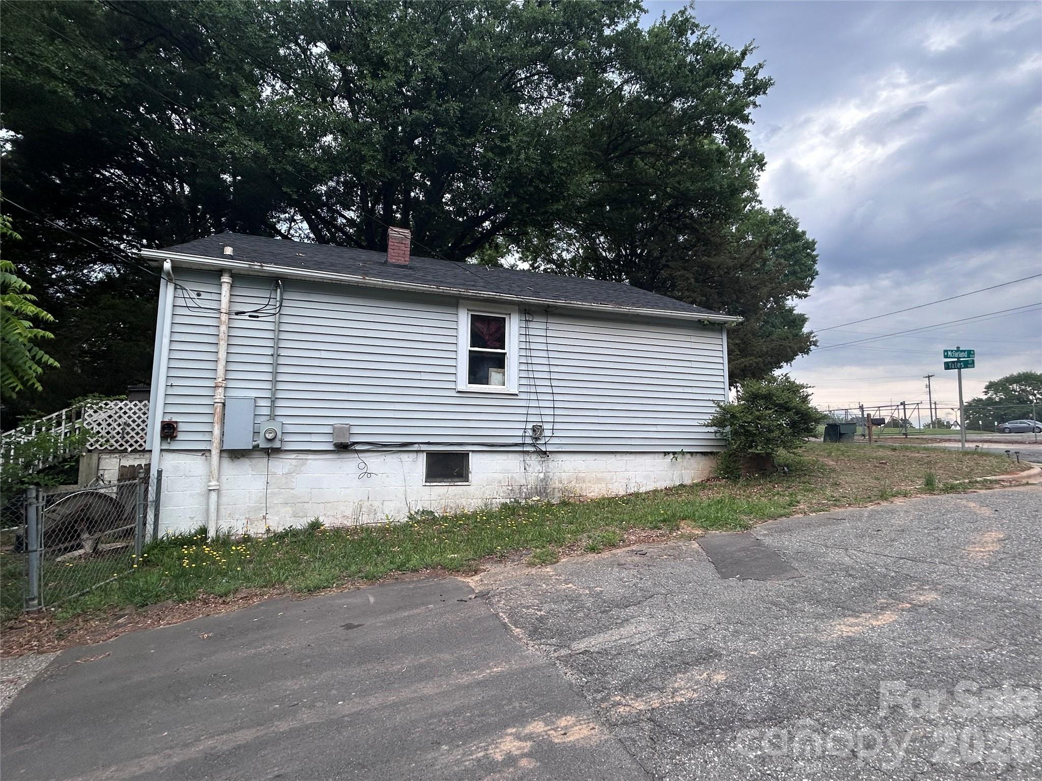 317 S Yates Street — Gastonia