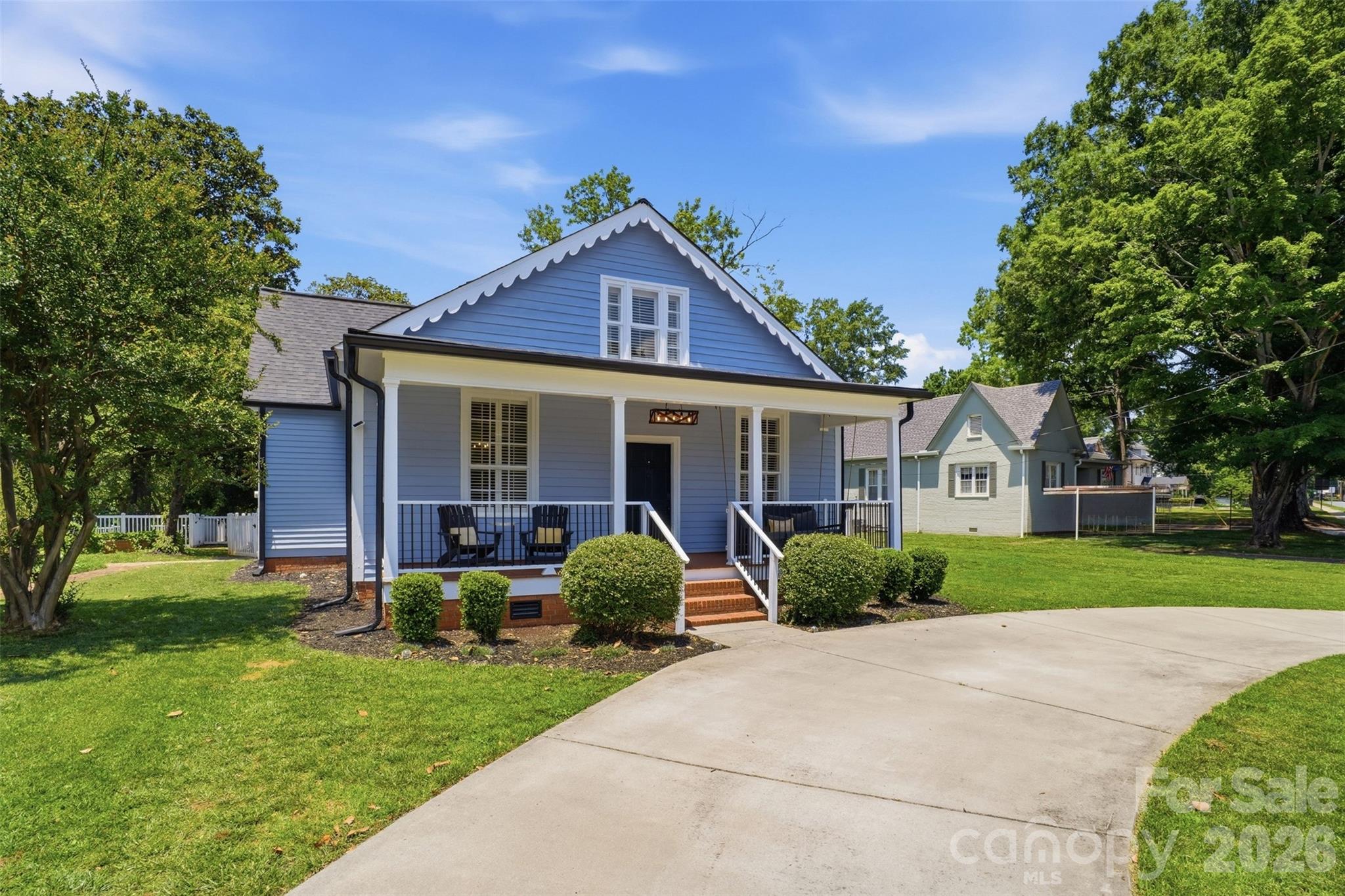 500 N Main Avenue — Newton