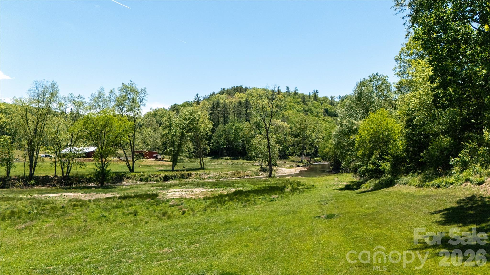 93 Franklin Crest Road — Spruce Pine