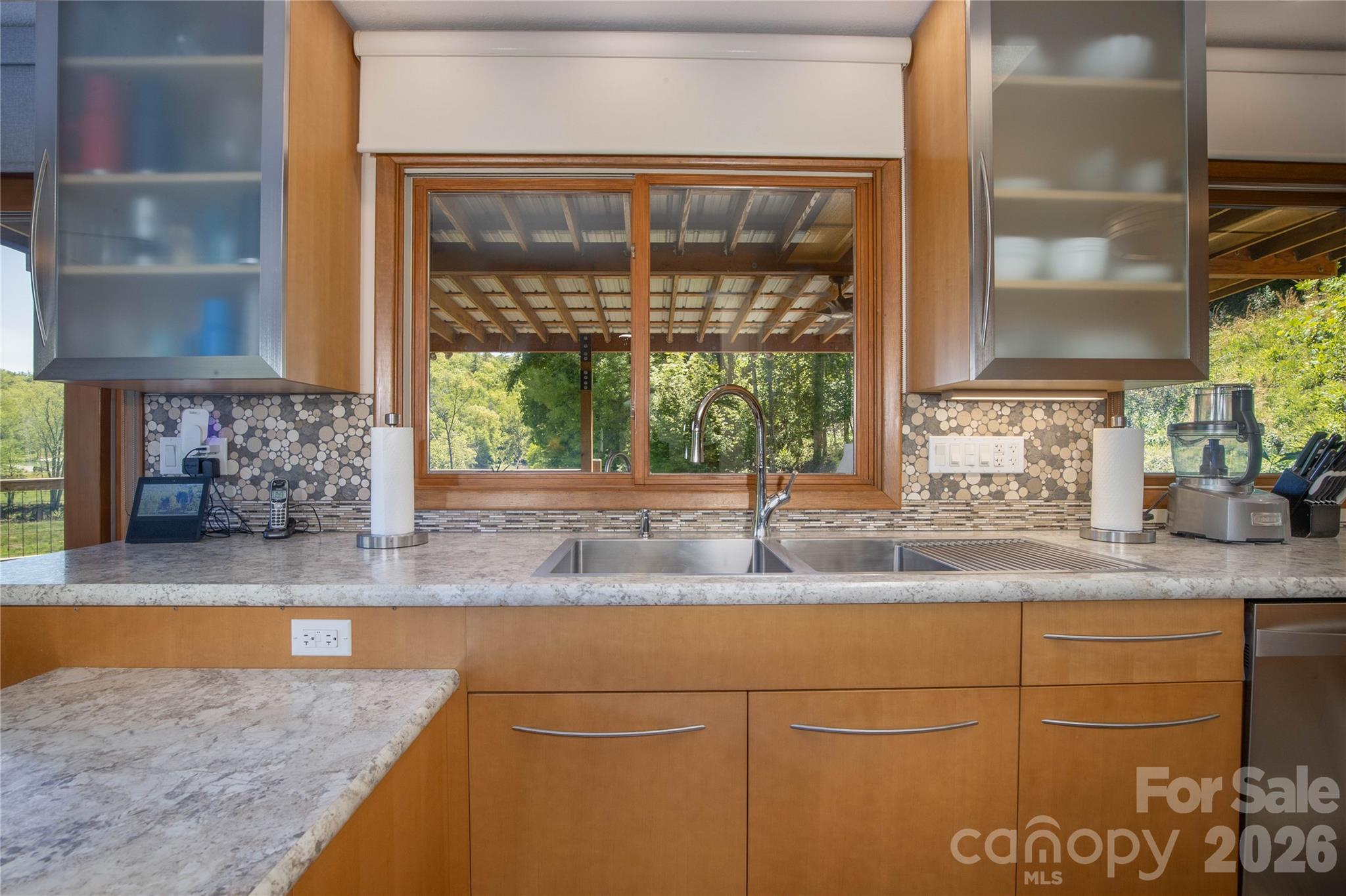 93 Franklin Crest Road — Spruce Pine