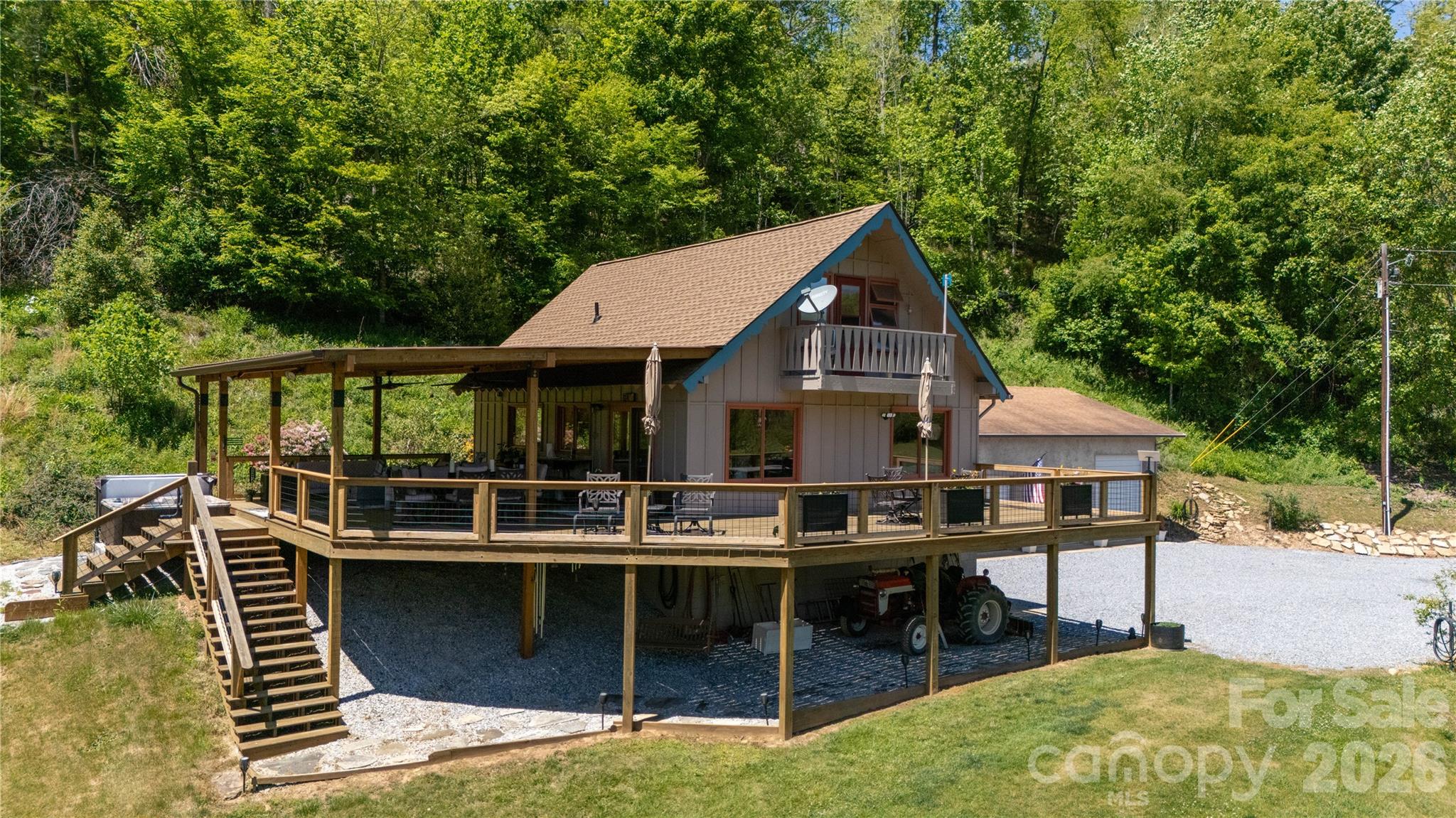 93 Franklin Crest Road — Spruce Pine