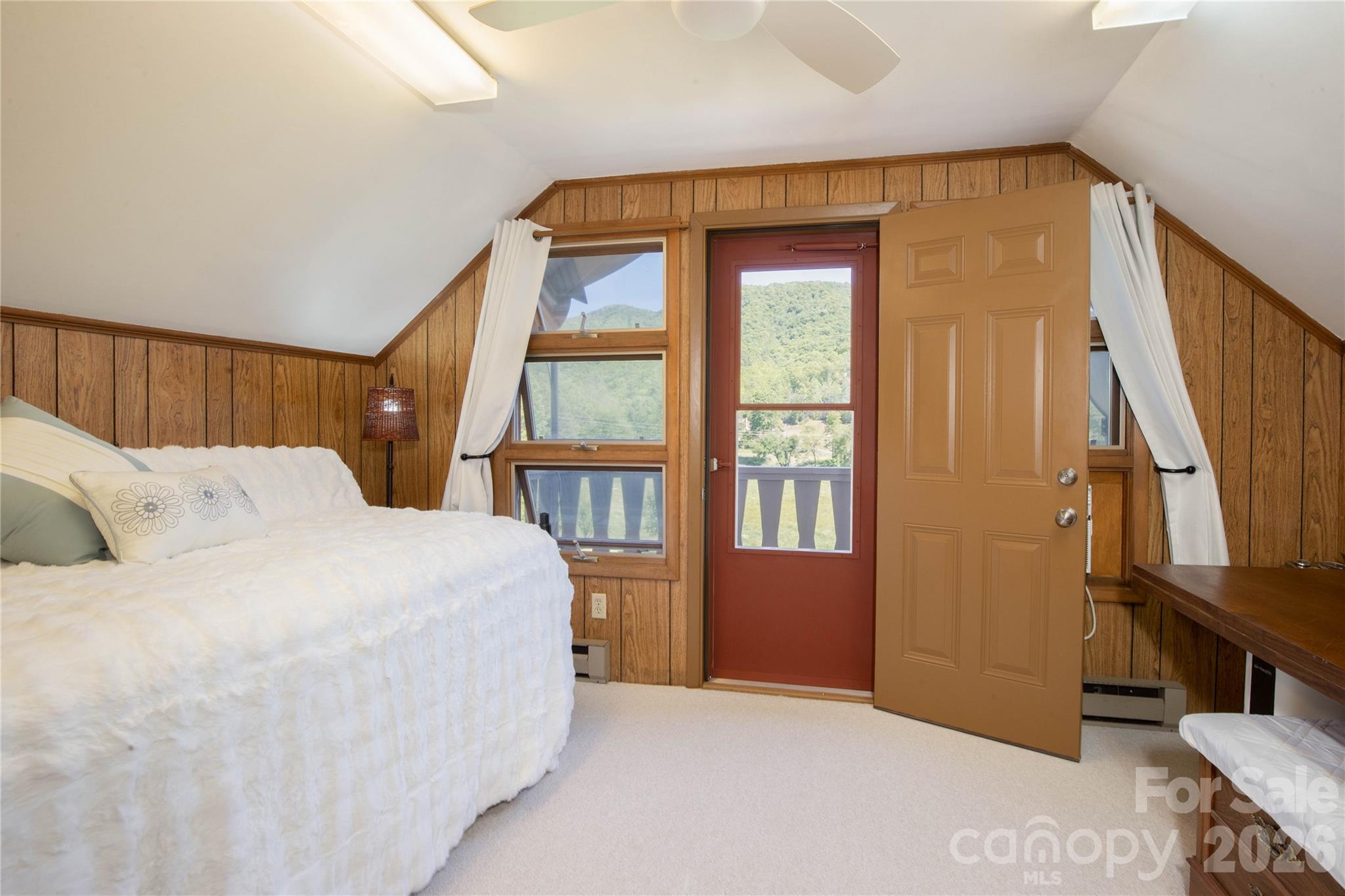 93 Franklin Crest Road — Spruce Pine