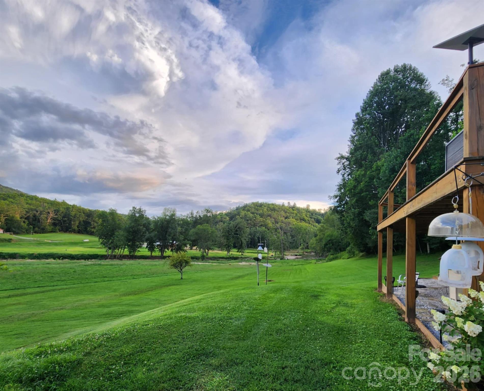 93 Franklin Crest Road — Spruce Pine