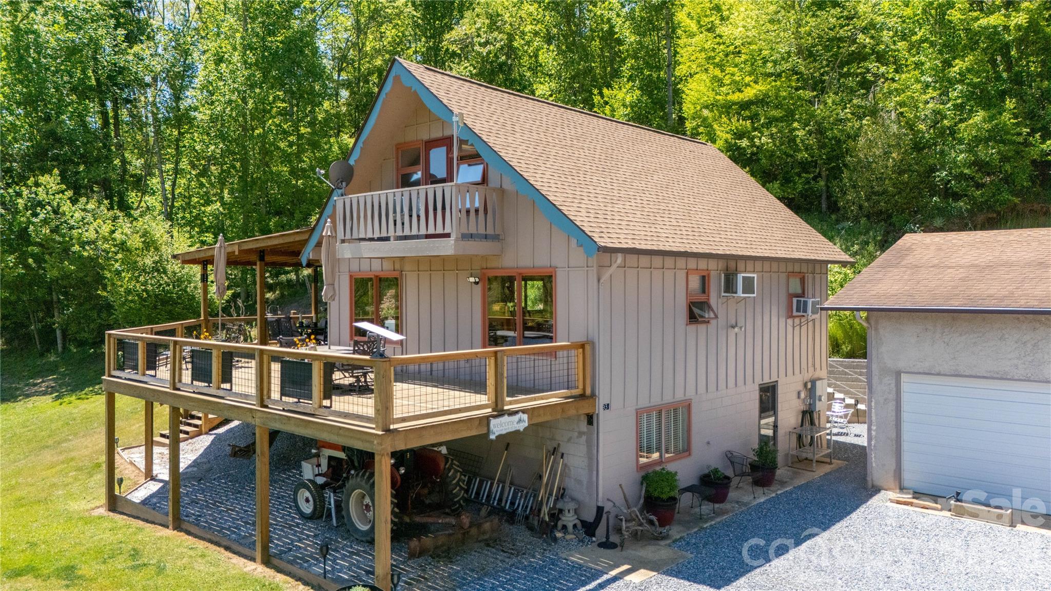 93 Franklin Crest Road — Spruce Pine