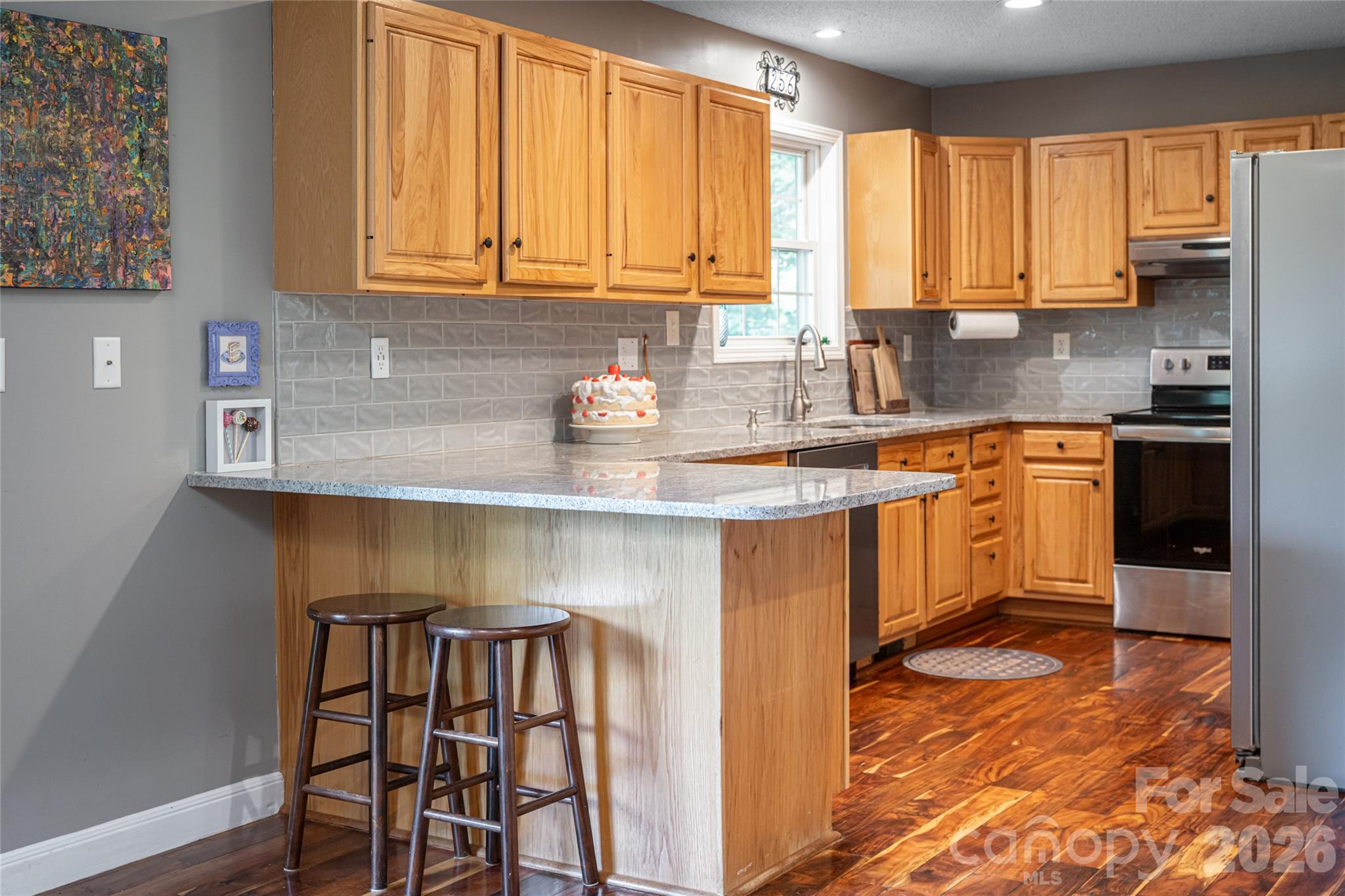 8 Coffey Place — Asheville