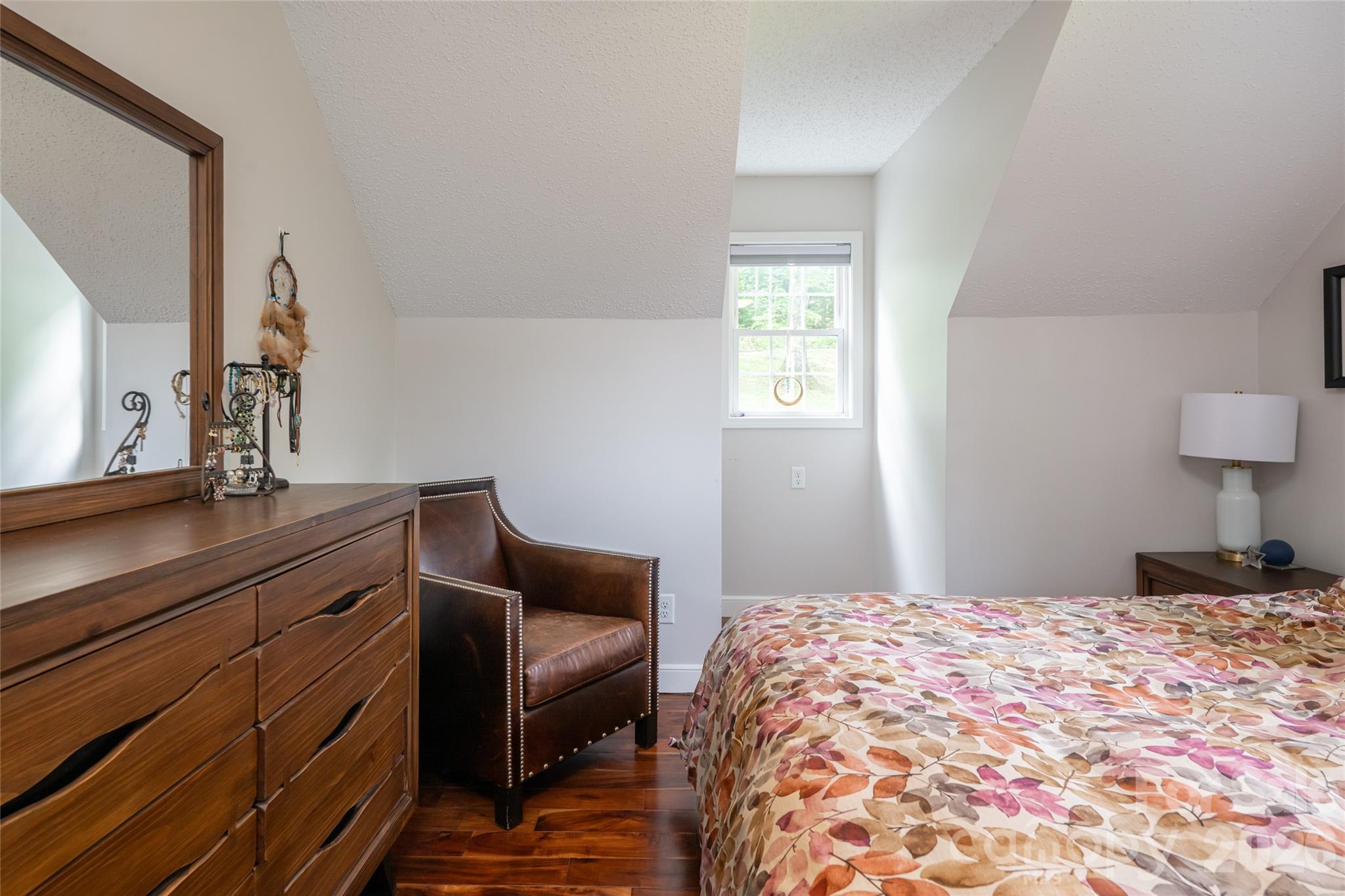 8 Coffey Place — Asheville
