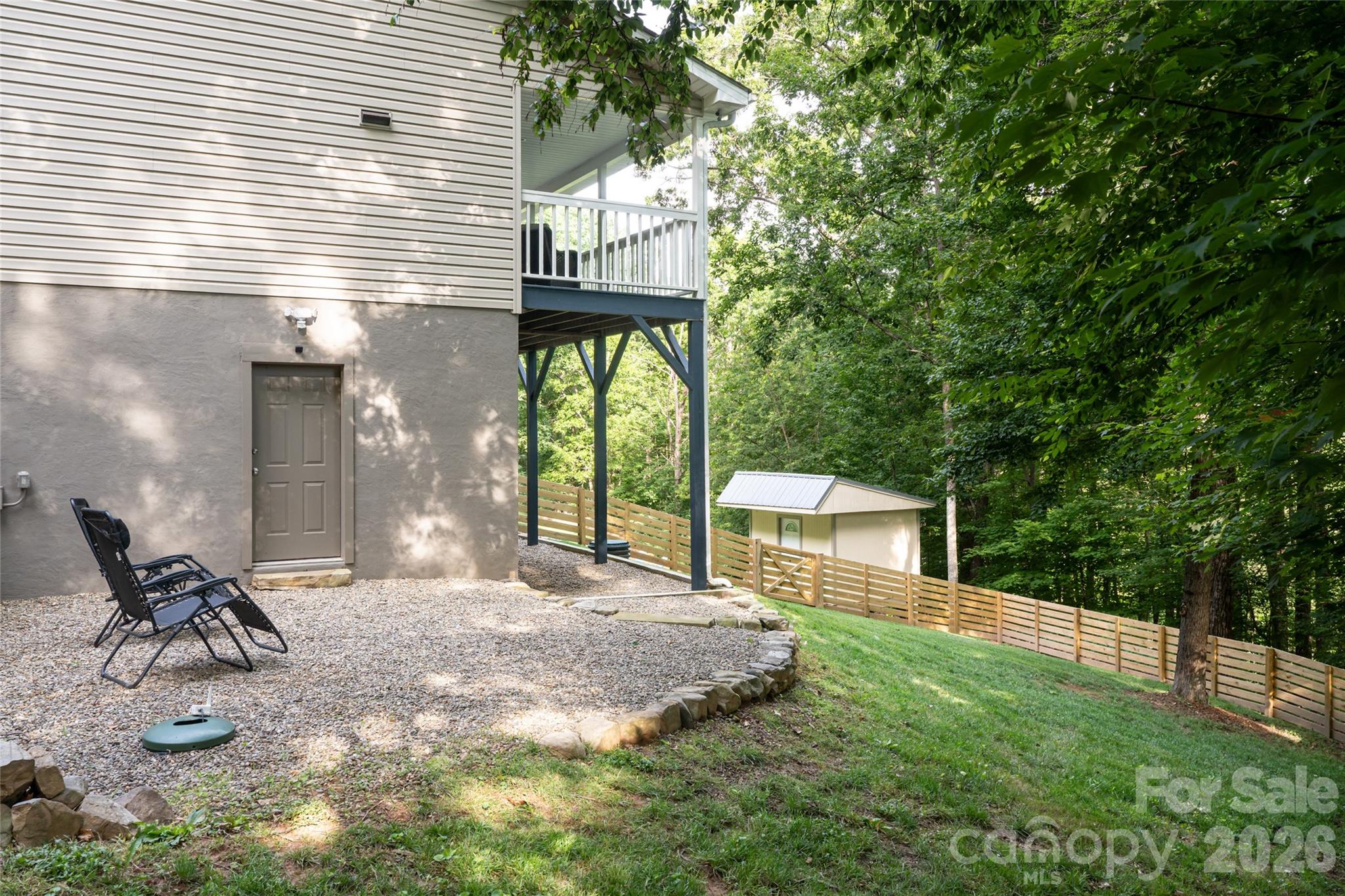 8 Coffey Place — Asheville