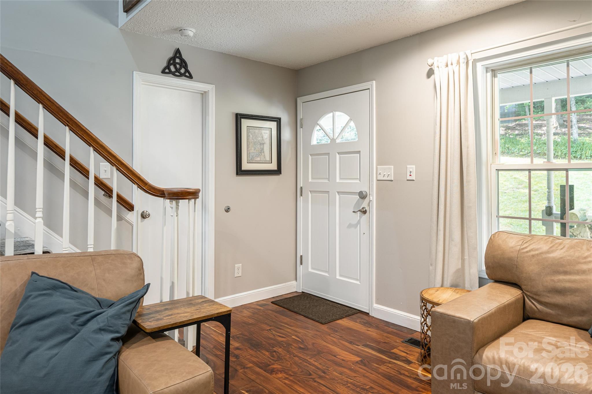 8 Coffey Place — Asheville