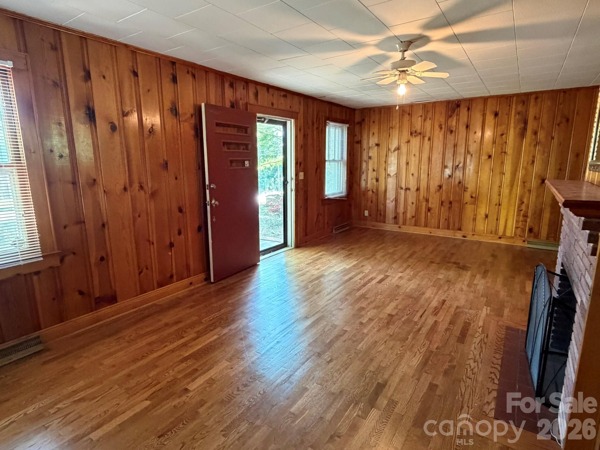 382 Alexis High Shoals Road — Dallas