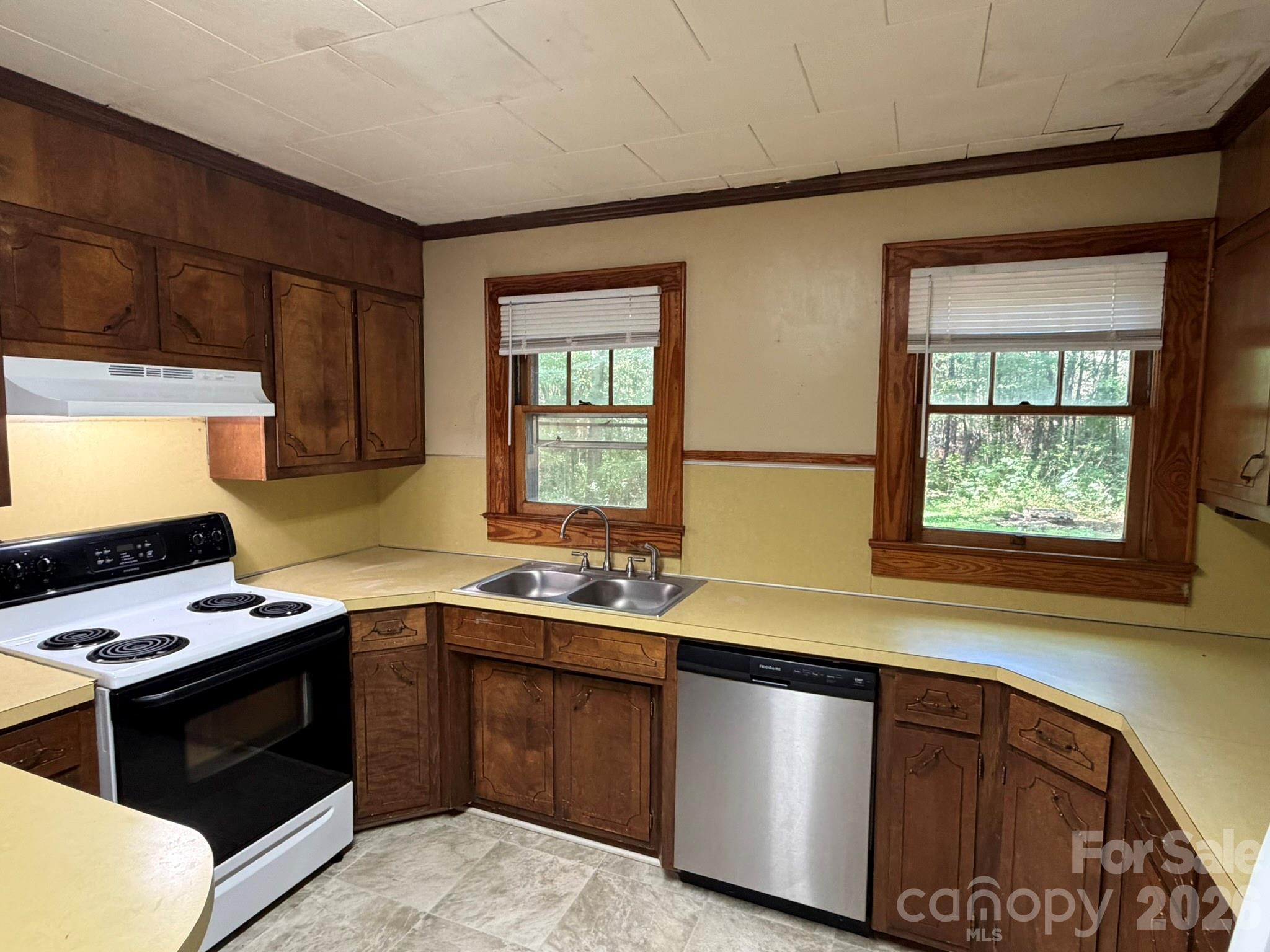 382 Alexis High Shoals Road — Dallas