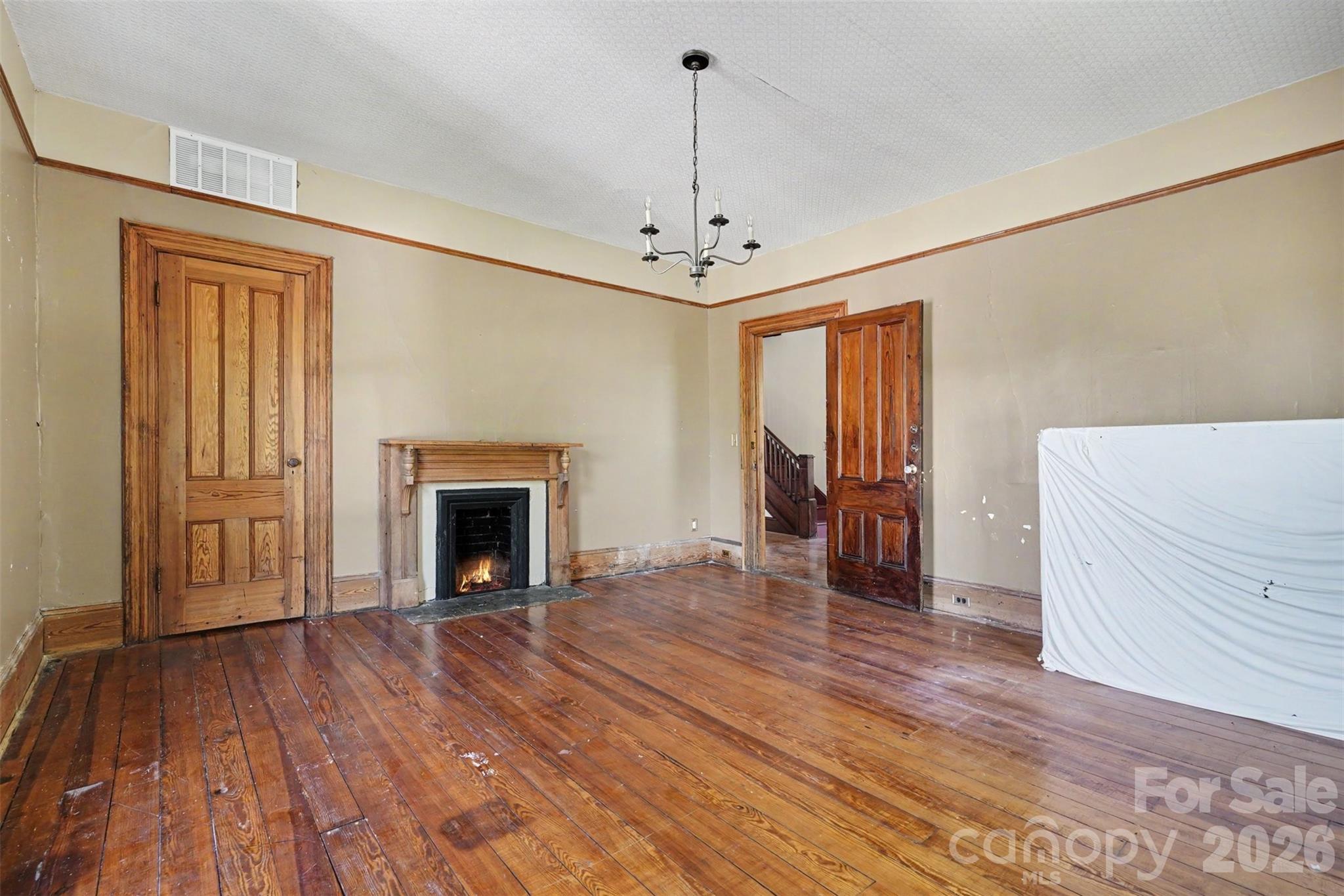 404 W Kerr Street — Salisbury