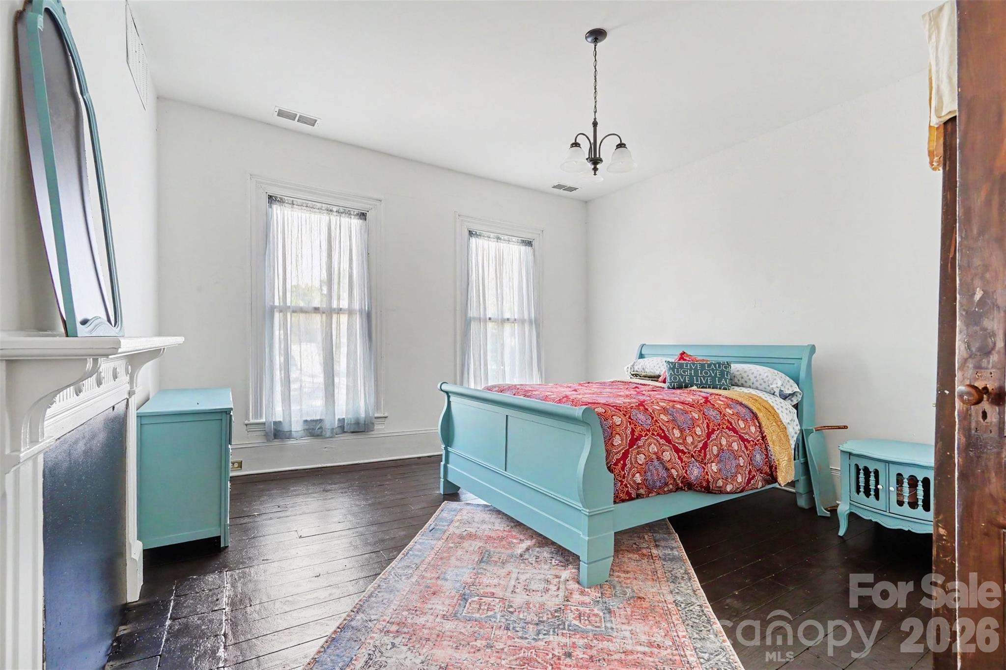 404 W Kerr Street — Salisbury