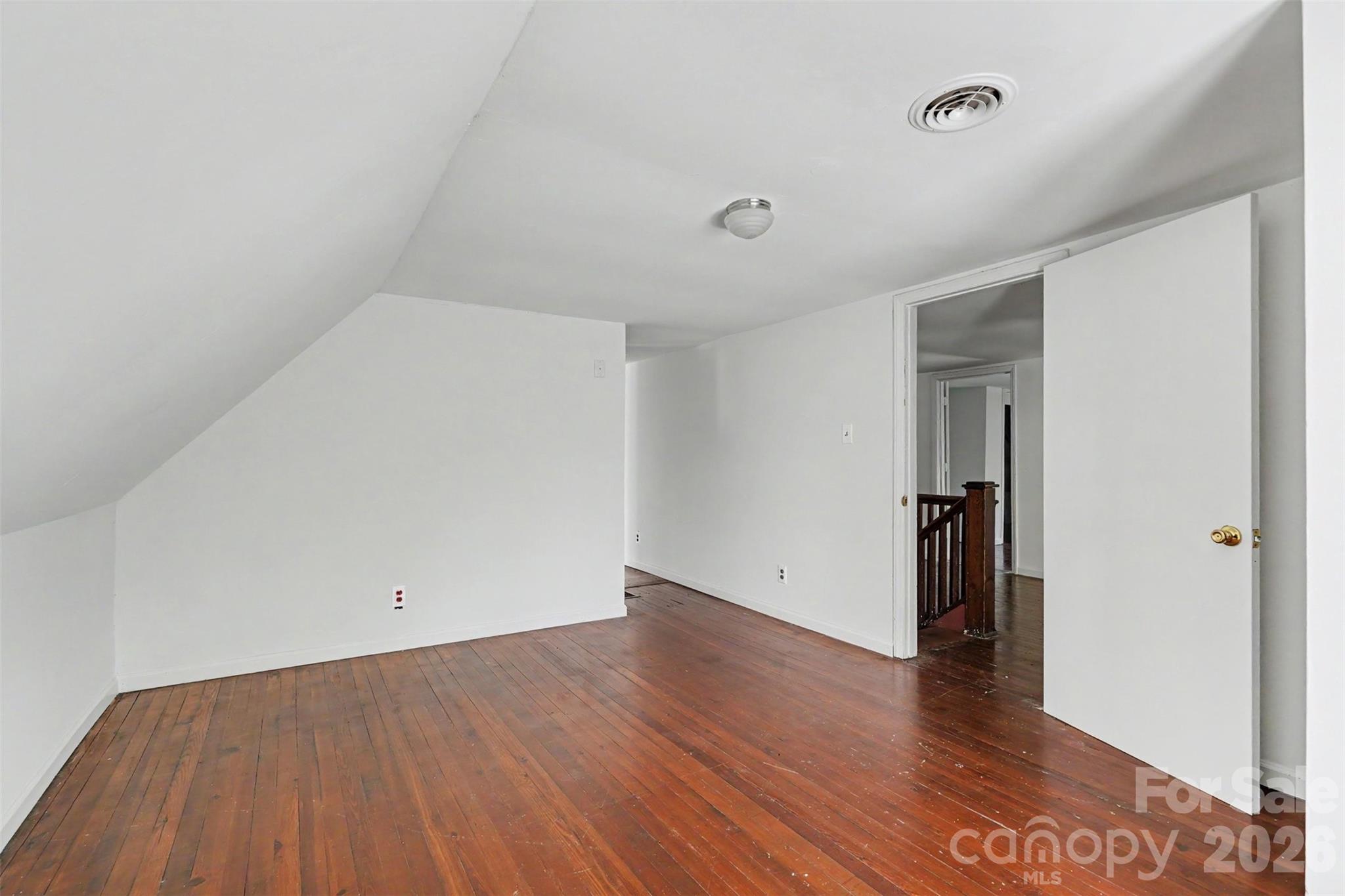 404 W Kerr Street — Salisbury