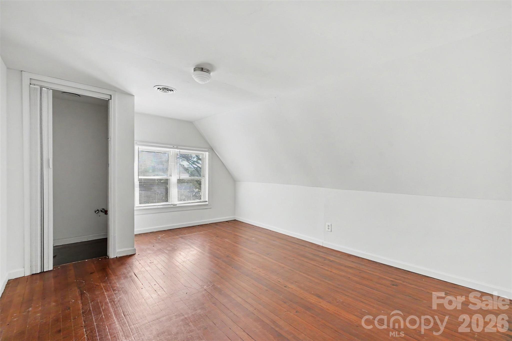 404 W Kerr Street — Salisbury