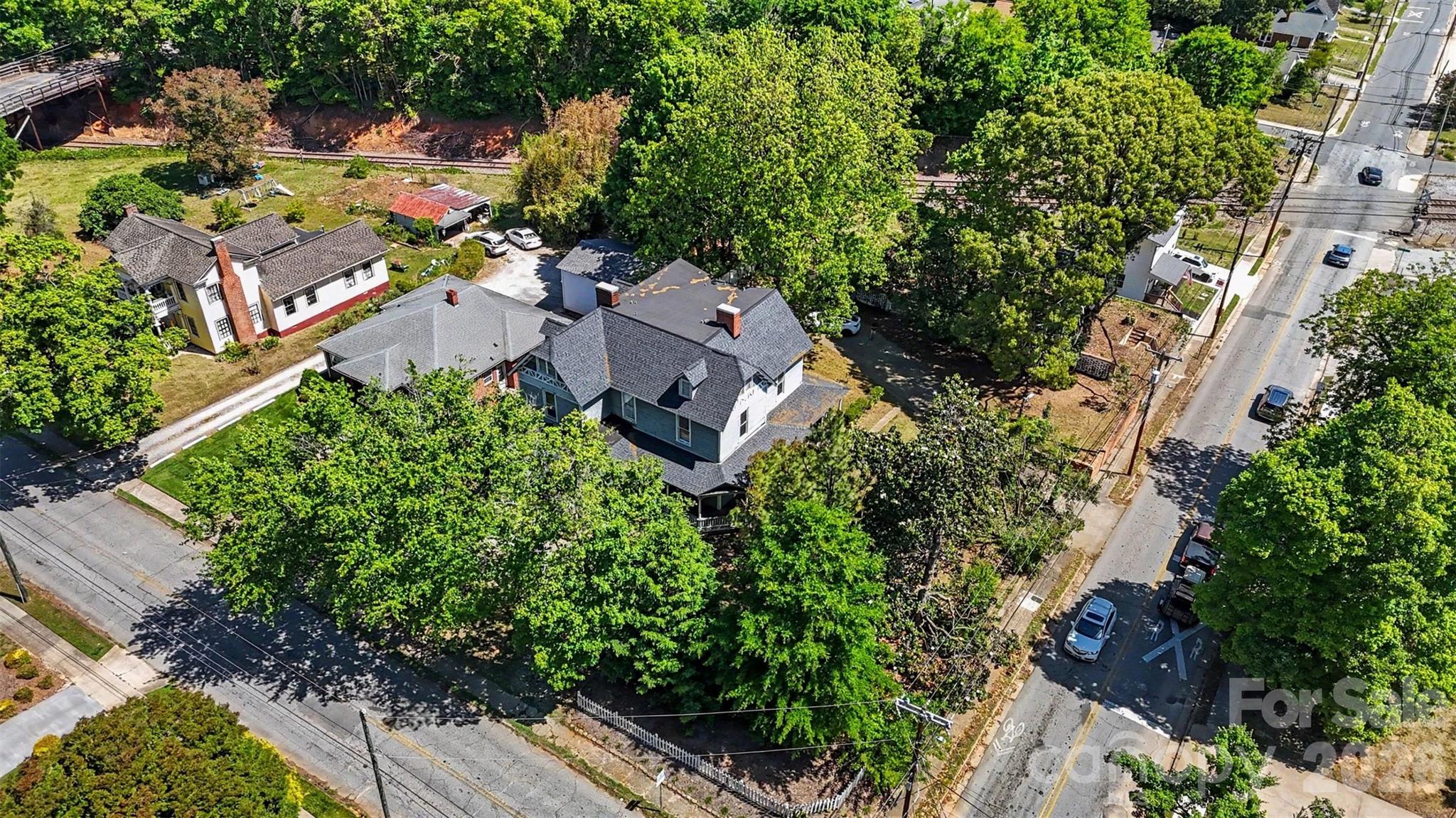 404 W Kerr Street — Salisbury