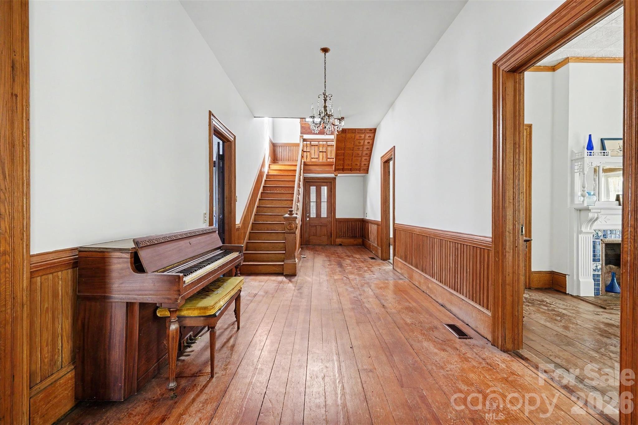 404 W Kerr Street — Salisbury