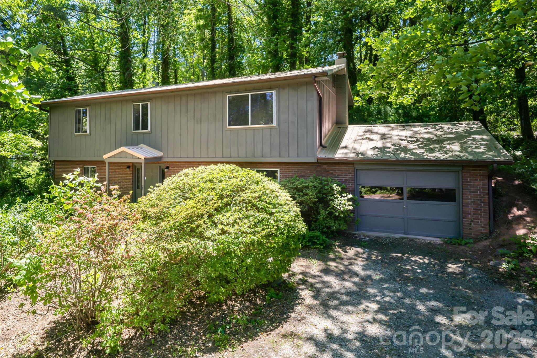 1 Beaverdam Knoll Road — Asheville