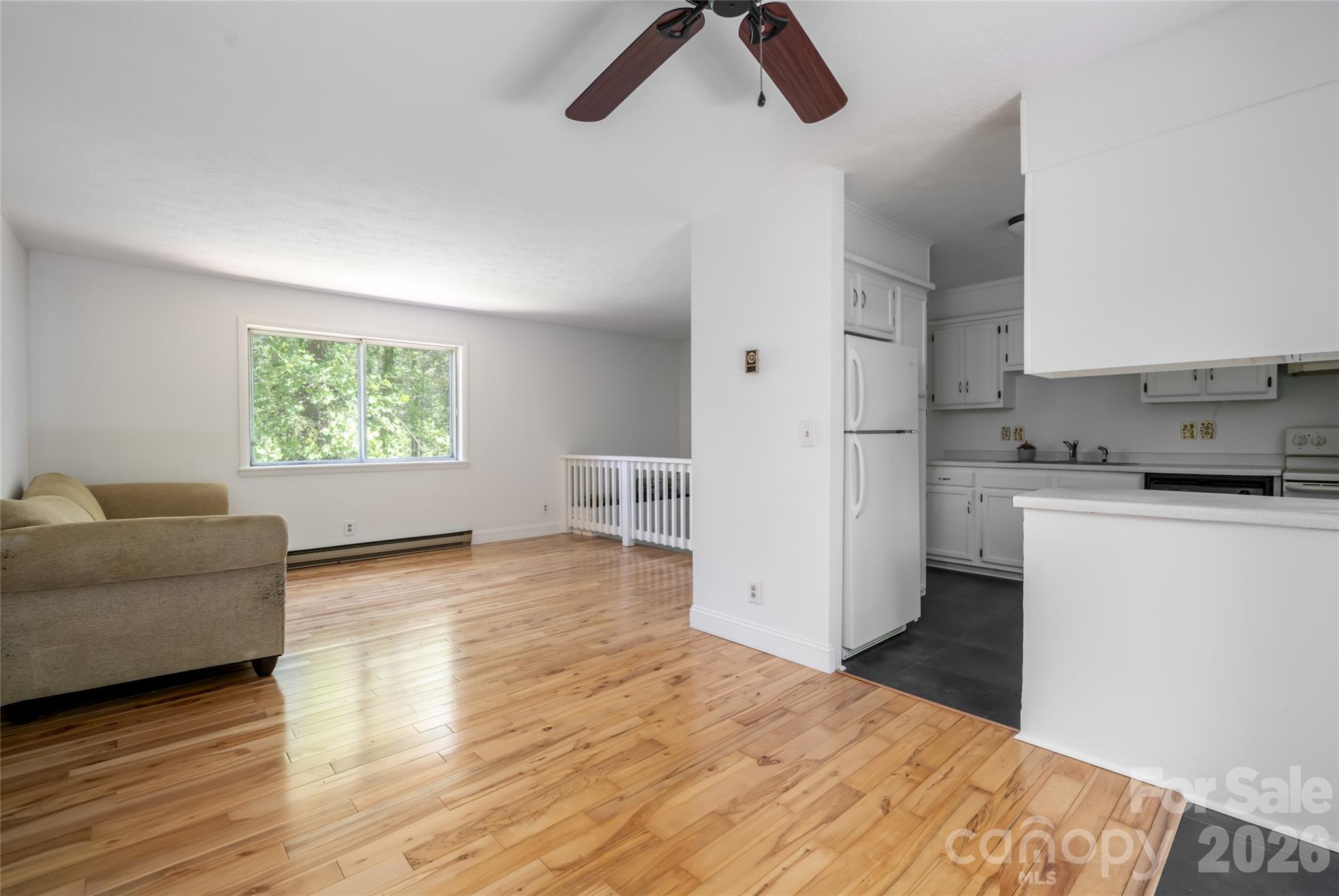 1 Beaverdam Knoll Road — Asheville