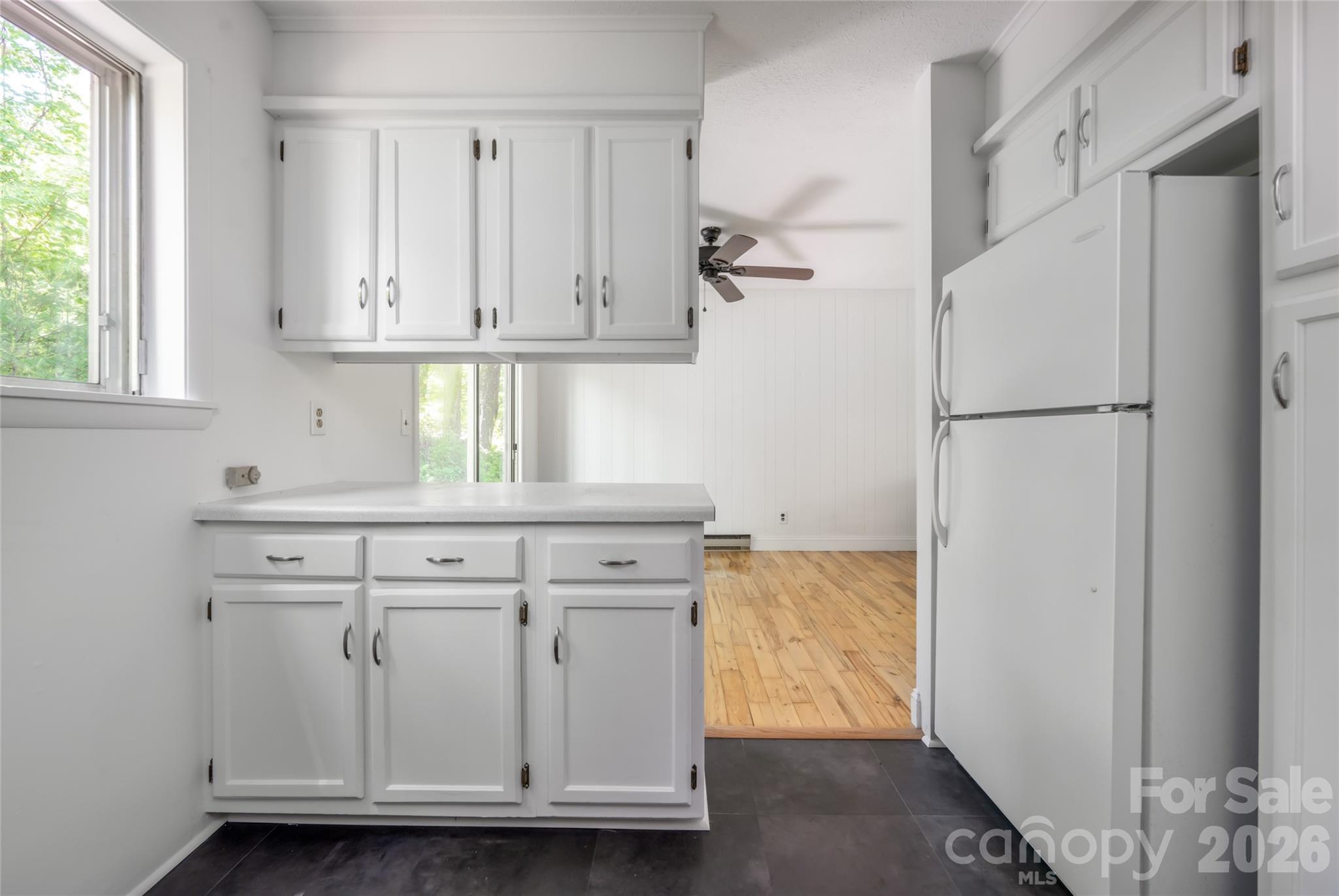 1 Beaverdam Knoll Road — Asheville