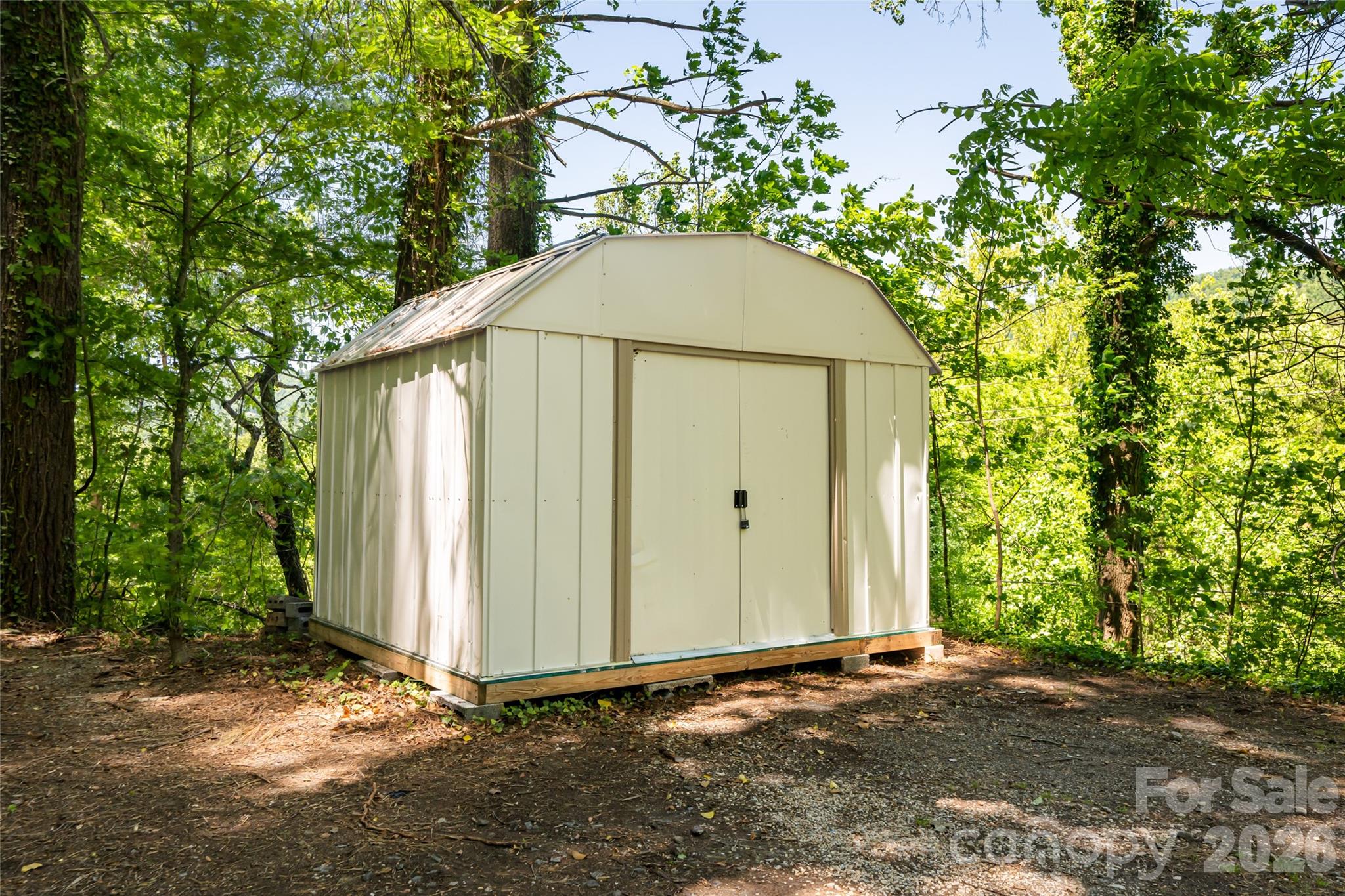 1 Beaverdam Knoll Road — Asheville