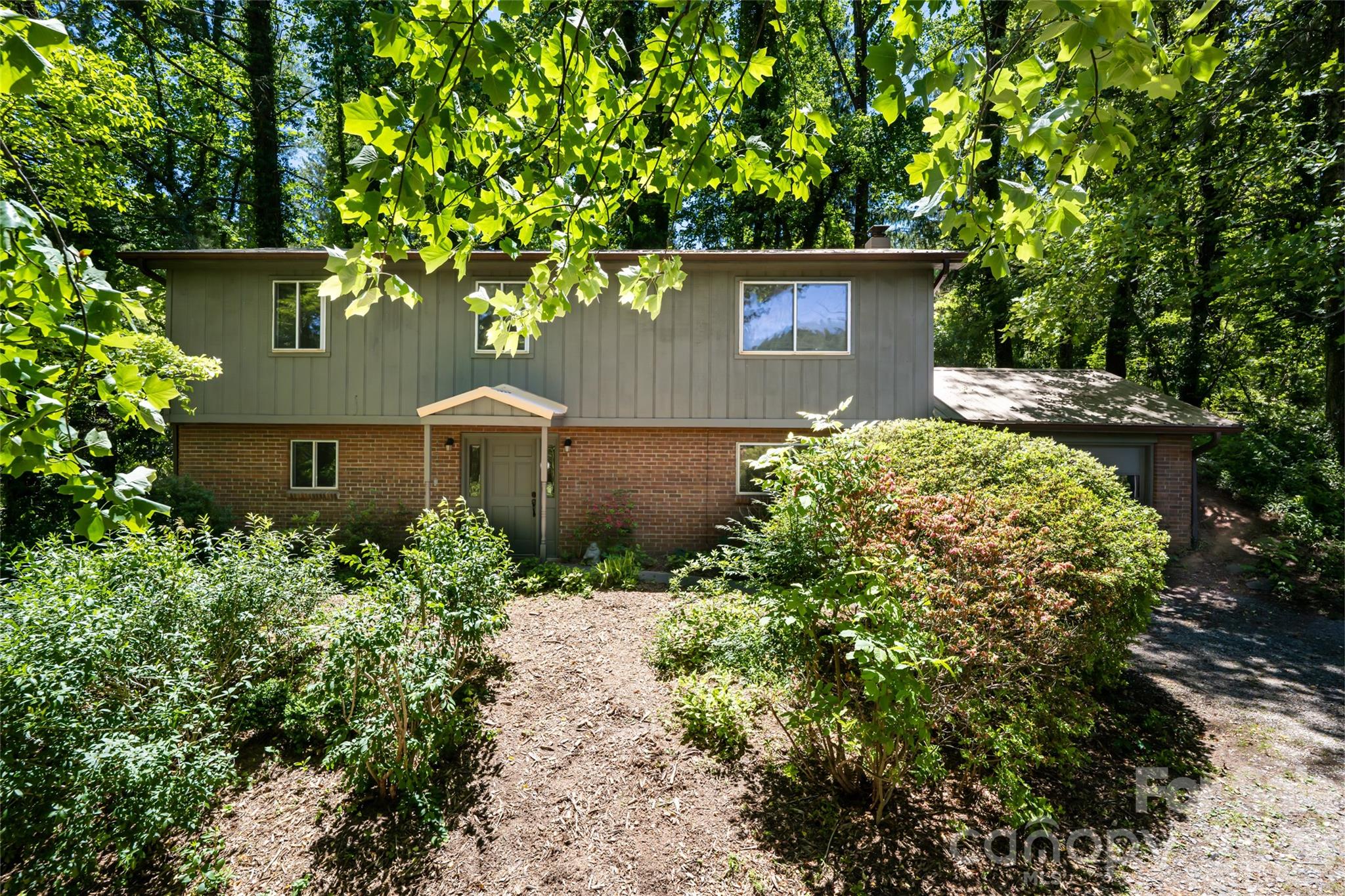 1 Beaverdam Knoll Road — Asheville
