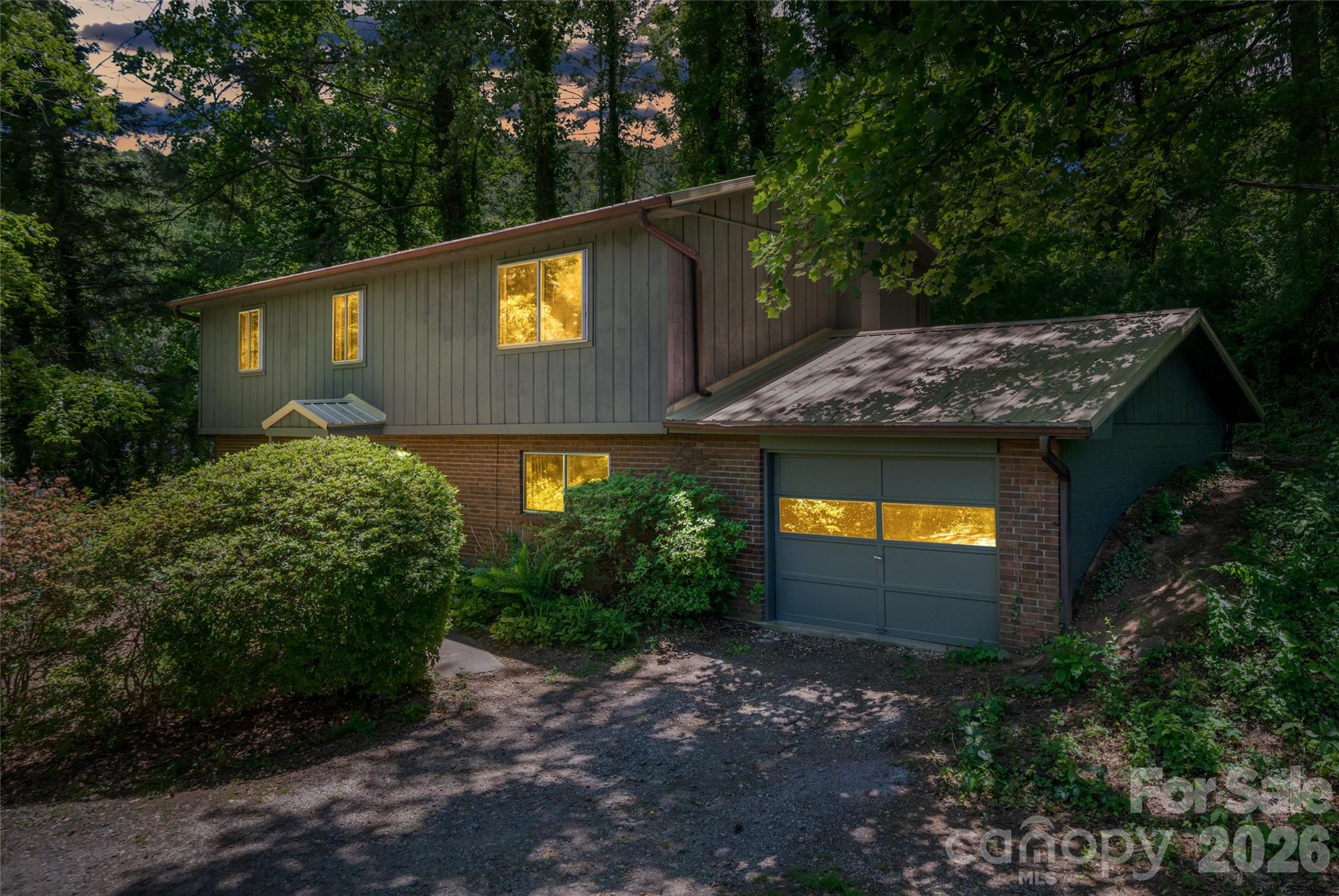 1 Beaverdam Knoll Road — Asheville