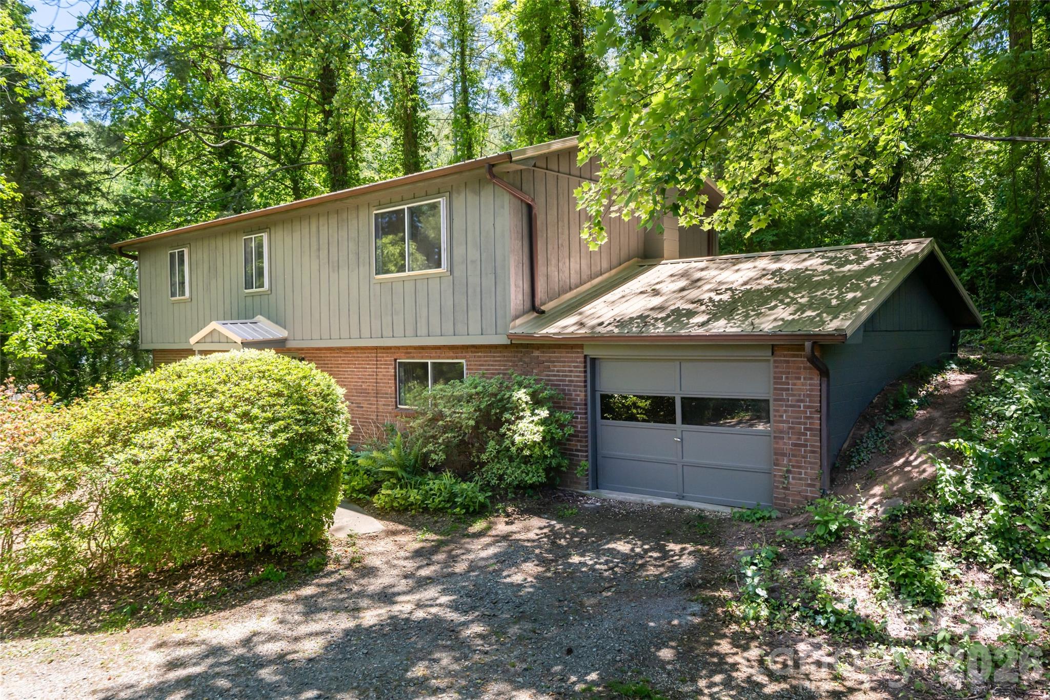 1 Beaverdam Knoll Road — Asheville