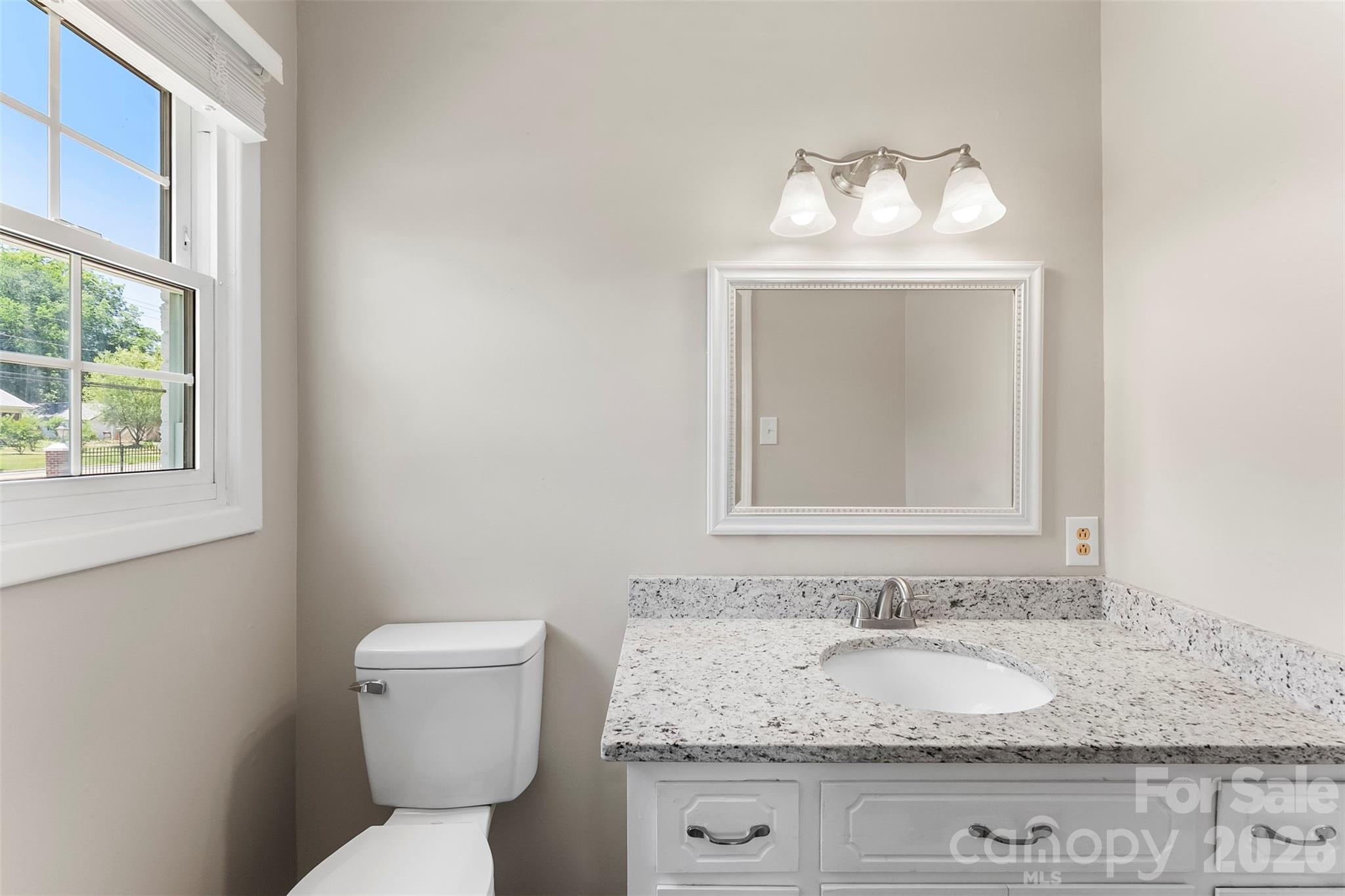 8519 E Franklin Street — Mount Pleasant