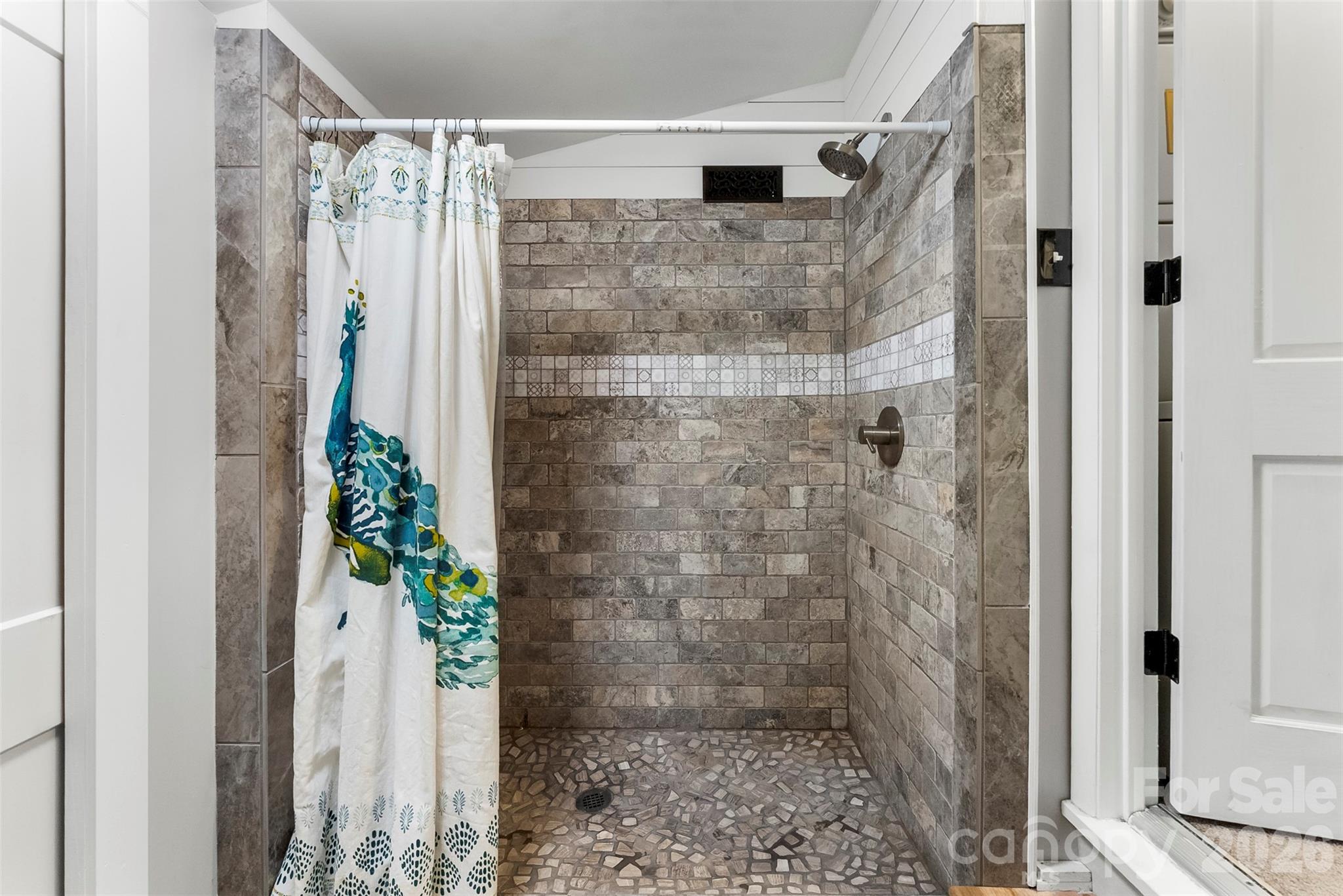 8519 E Franklin Street — Mount Pleasant