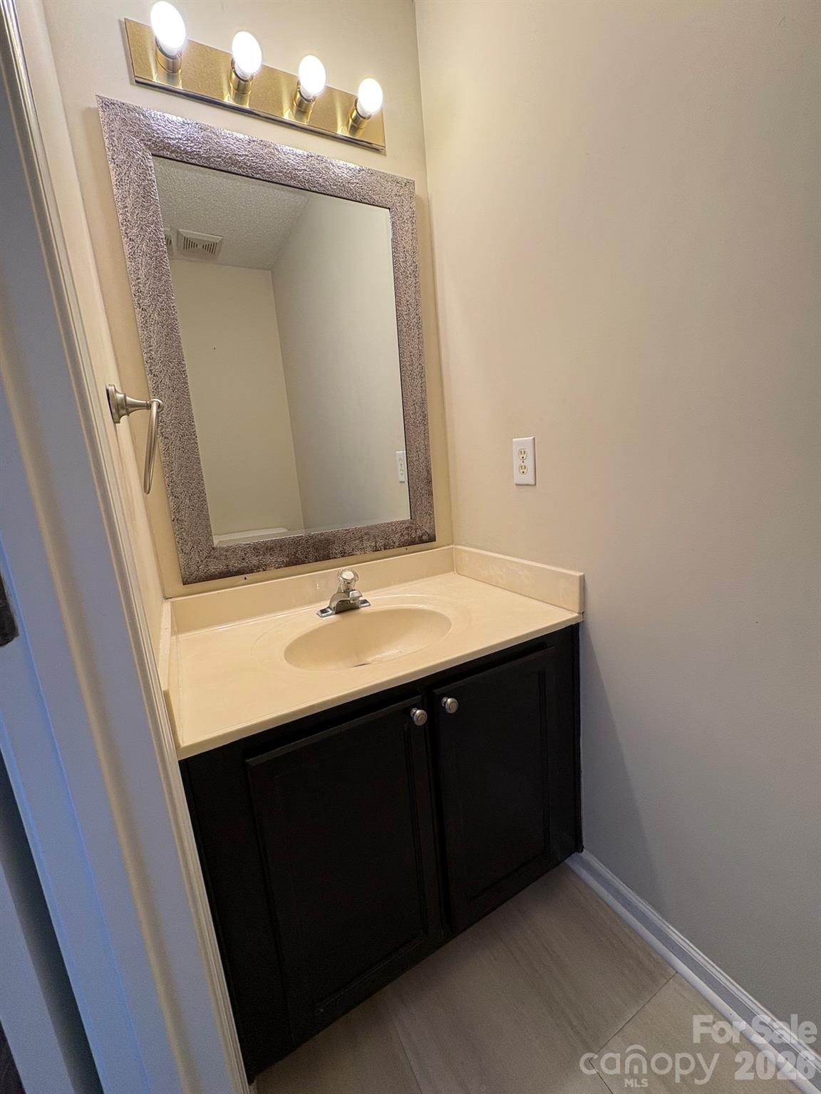 15415 Asterwind Court — Charlotte
