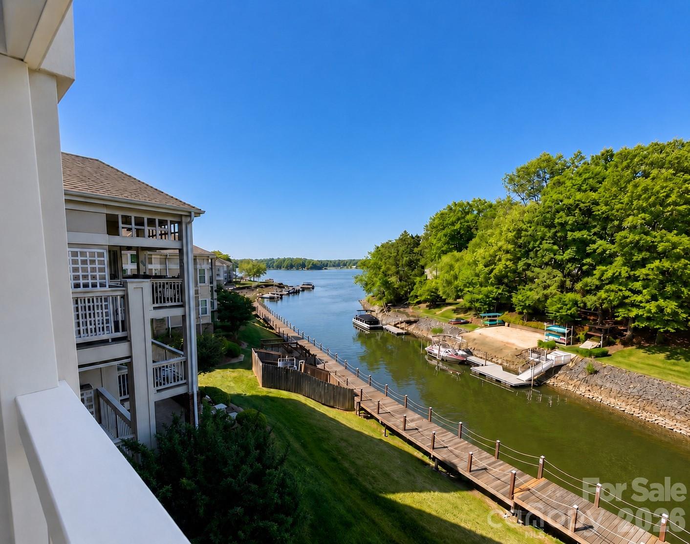 108 Pier 33 Drive #409 — Mooresville