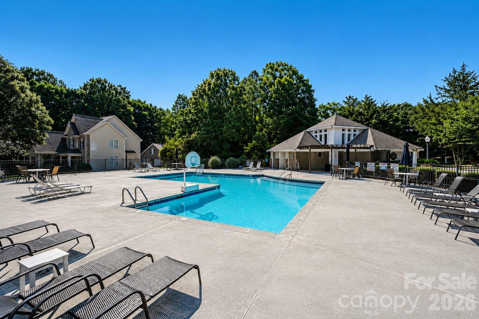 108 Pier 33 Drive #409 — Mooresville