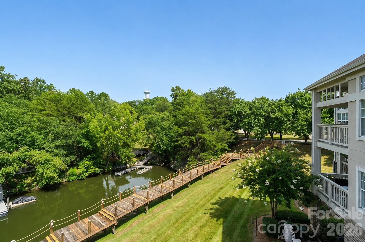 108 Pier 33 Drive #409 — Mooresville