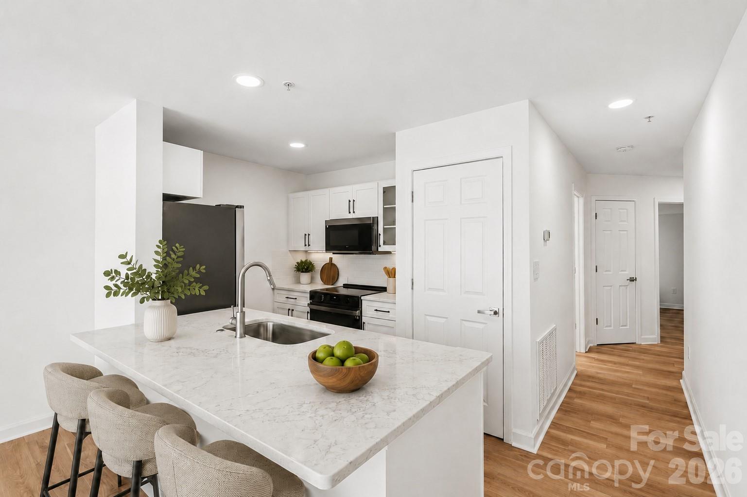 108 Pier 33 Drive #409 — Mooresville