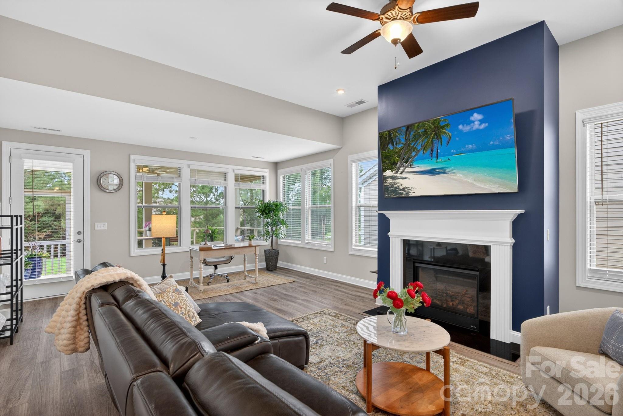 5539 Cheerful Lane — Charlotte