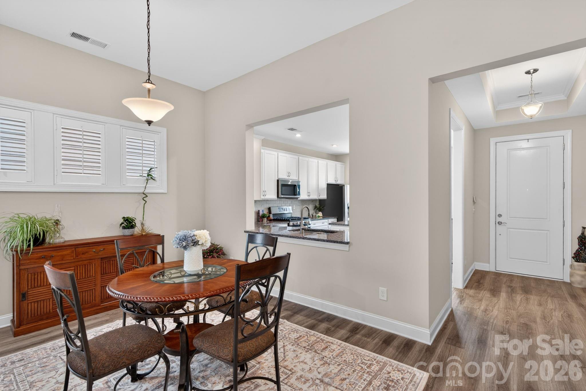 5539 Cheerful Lane — Charlotte