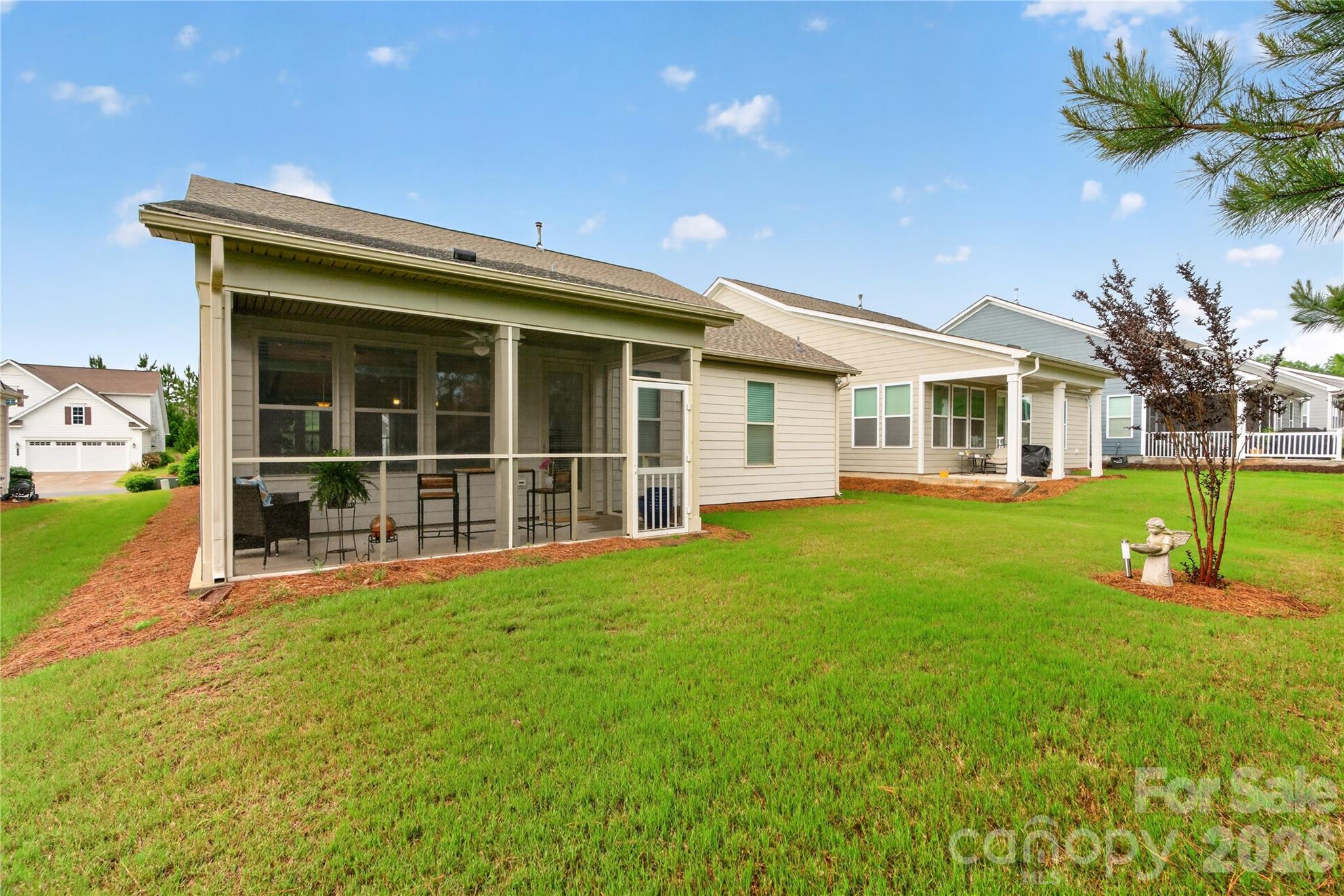 5539 Cheerful Lane — Charlotte