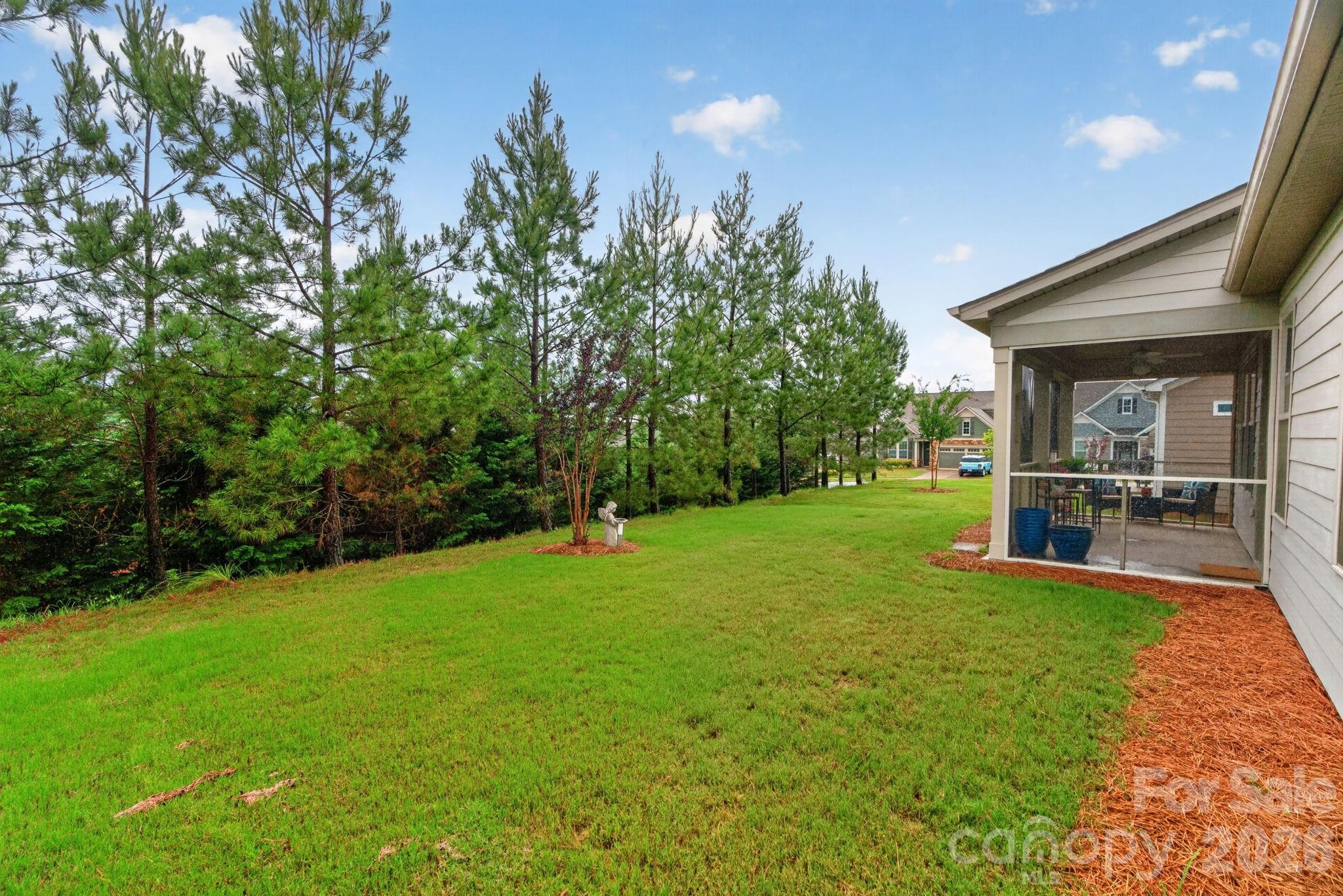 5539 Cheerful Lane — Charlotte
