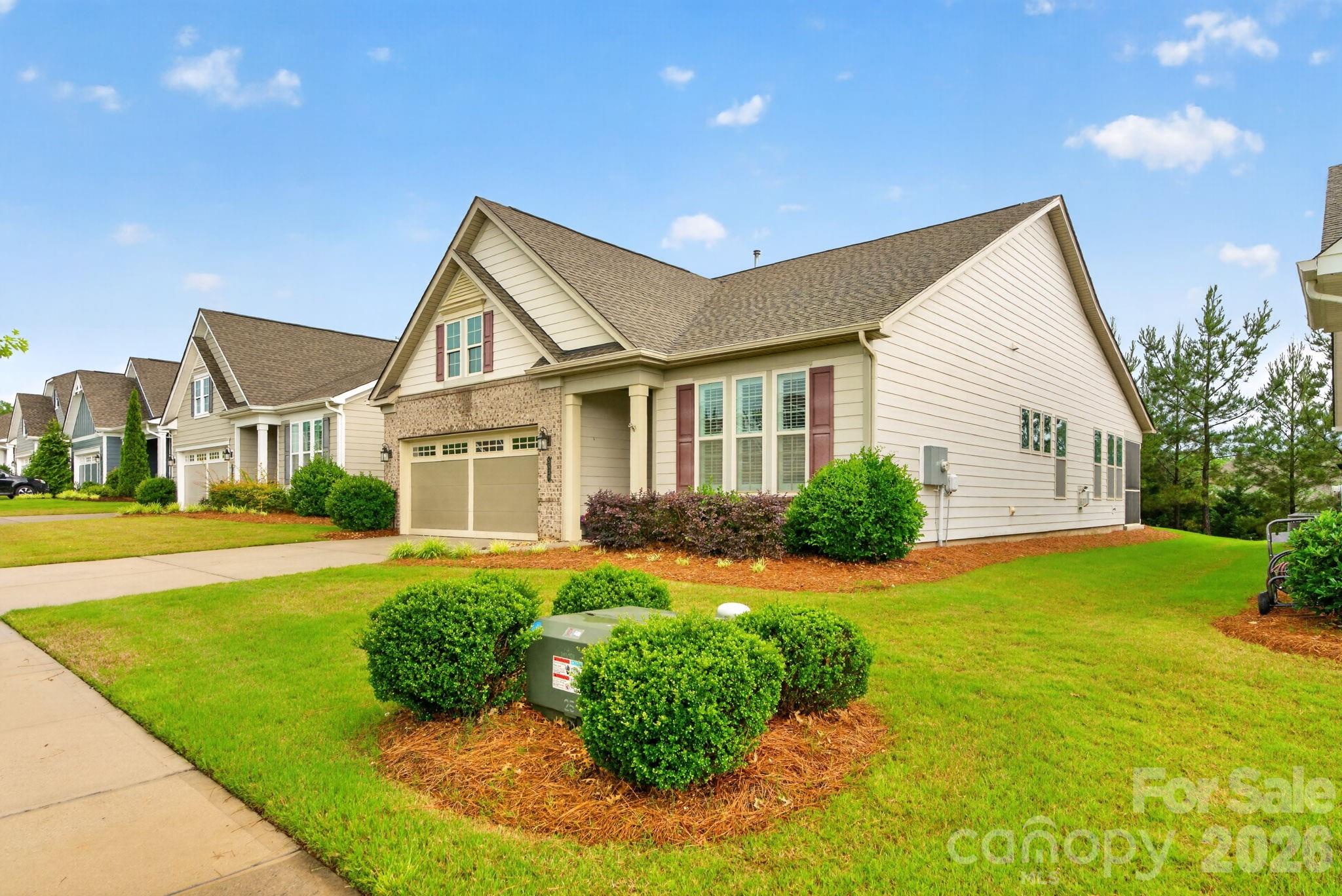 5539 Cheerful Lane — Charlotte
