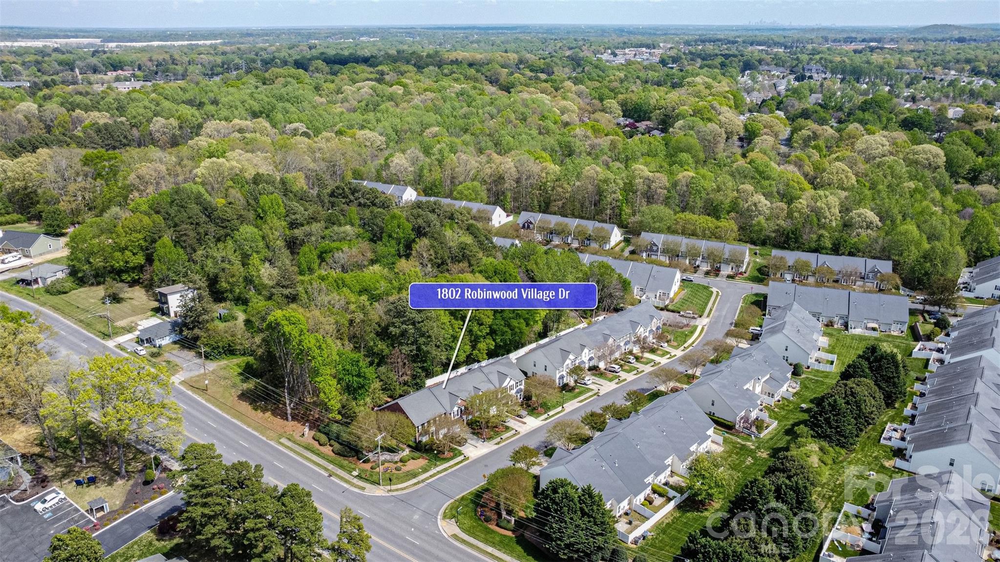 1802 Robinwood Village Drive — Gastonia
