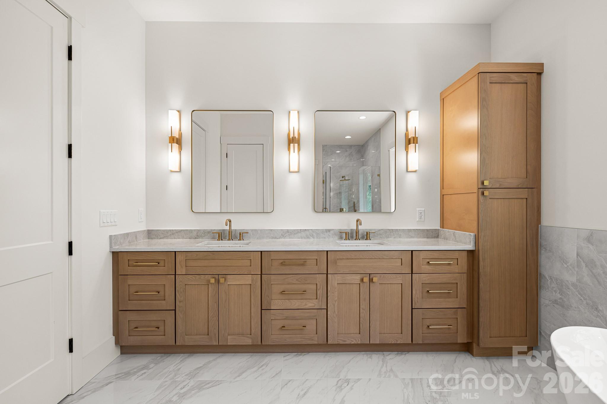 164 Reserve Way — Hendersonville