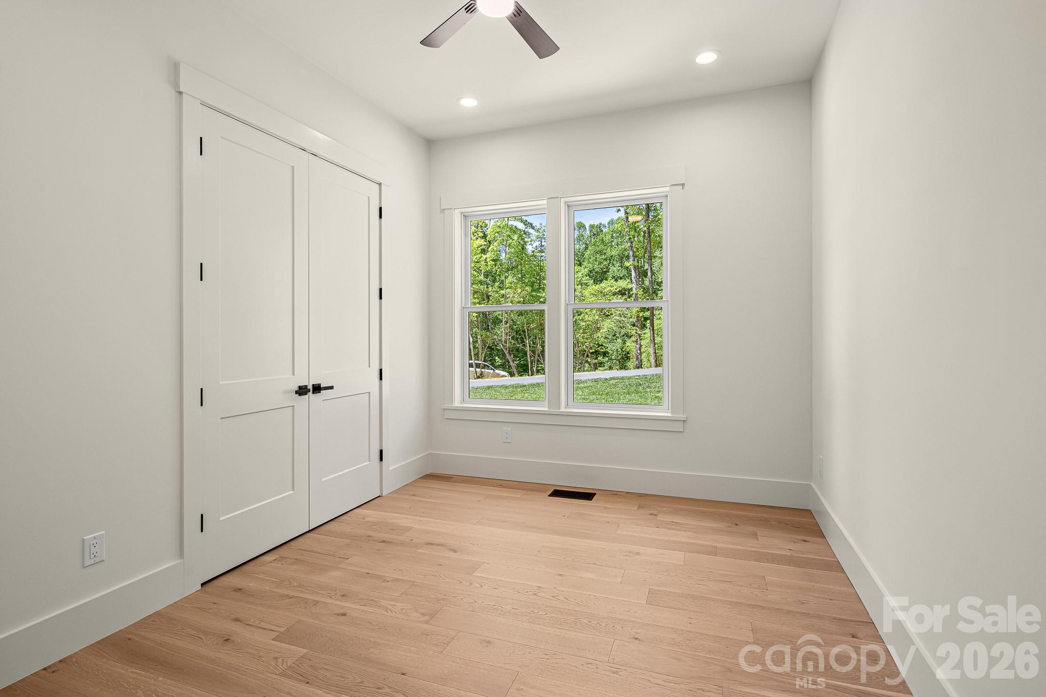 164 Reserve Way — Hendersonville