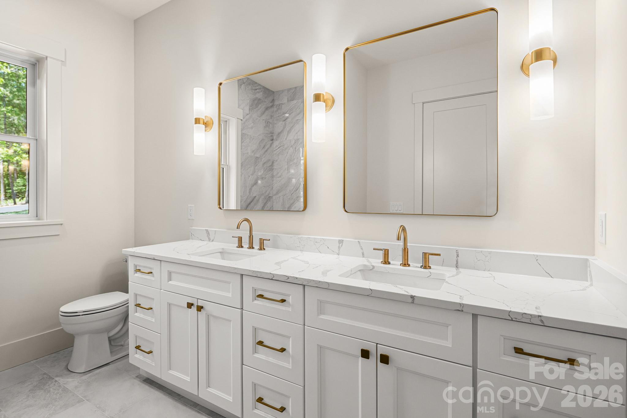 164 Reserve Way — Hendersonville
