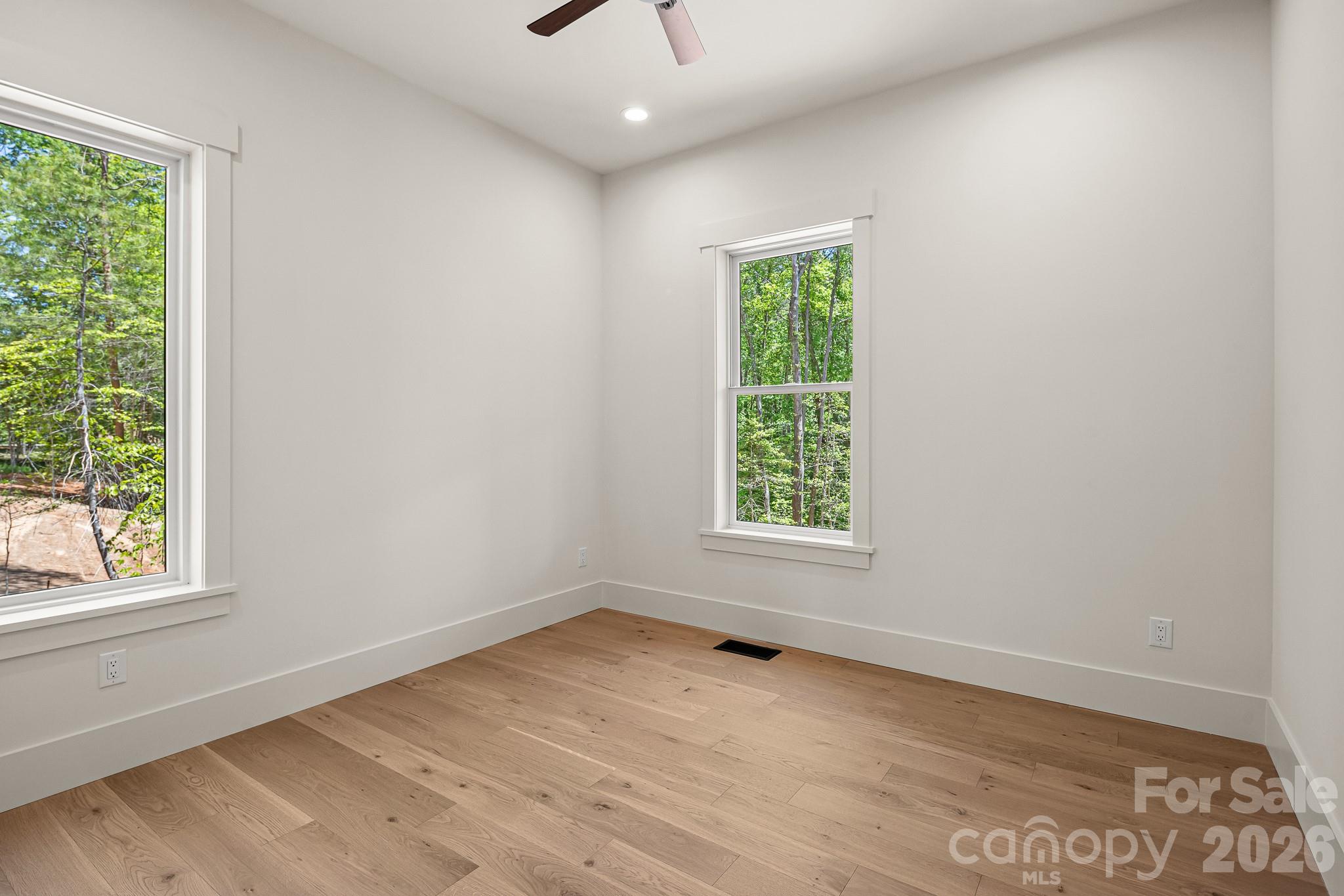 164 Reserve Way — Hendersonville