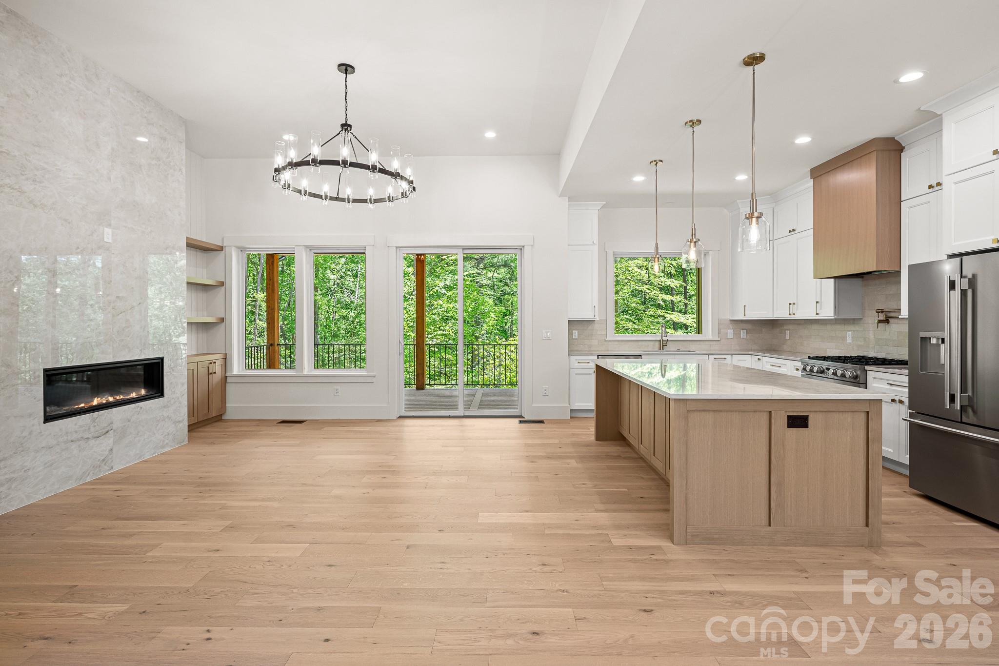 164 Reserve Way — Hendersonville