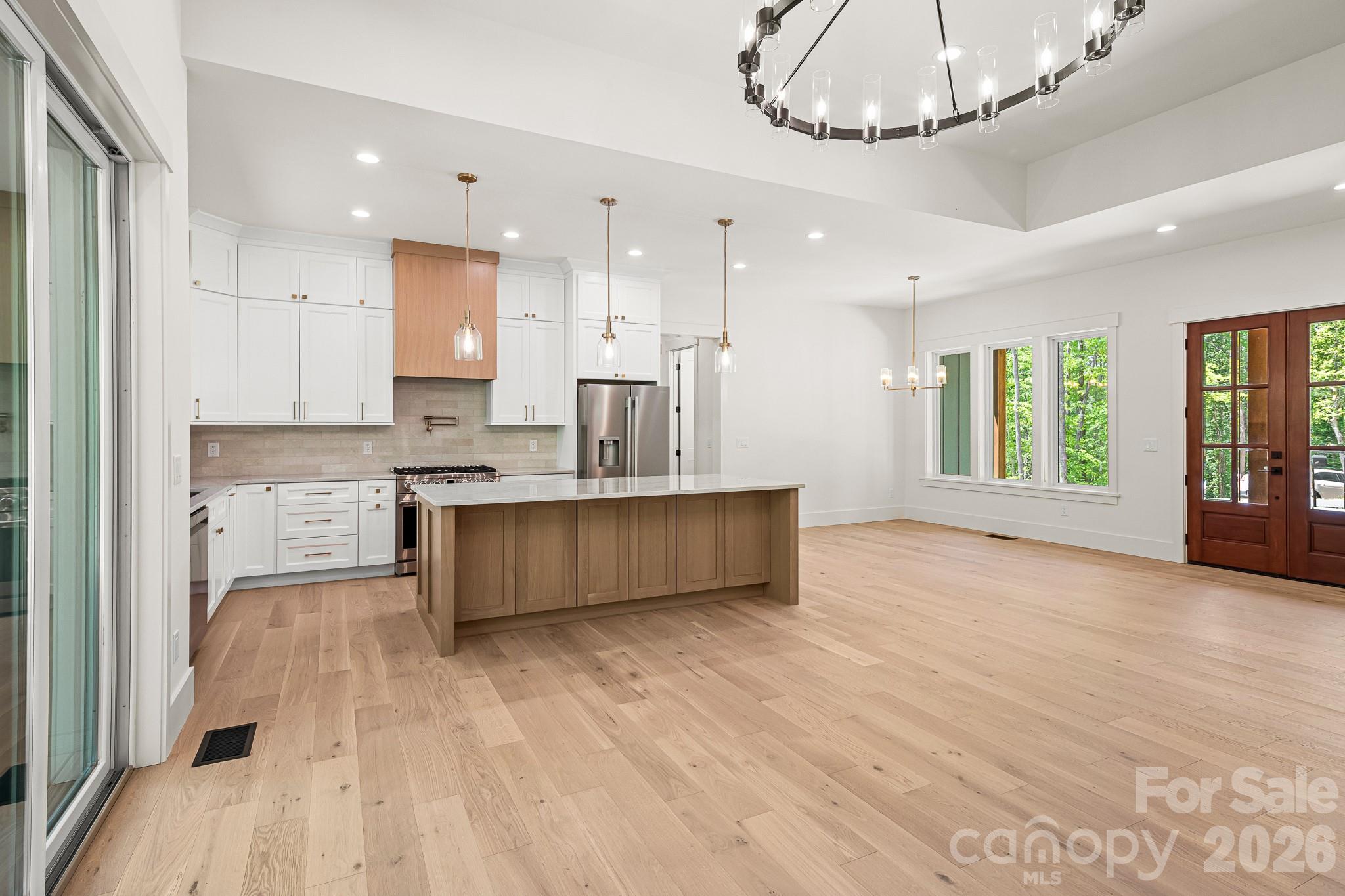 164 Reserve Way — Hendersonville