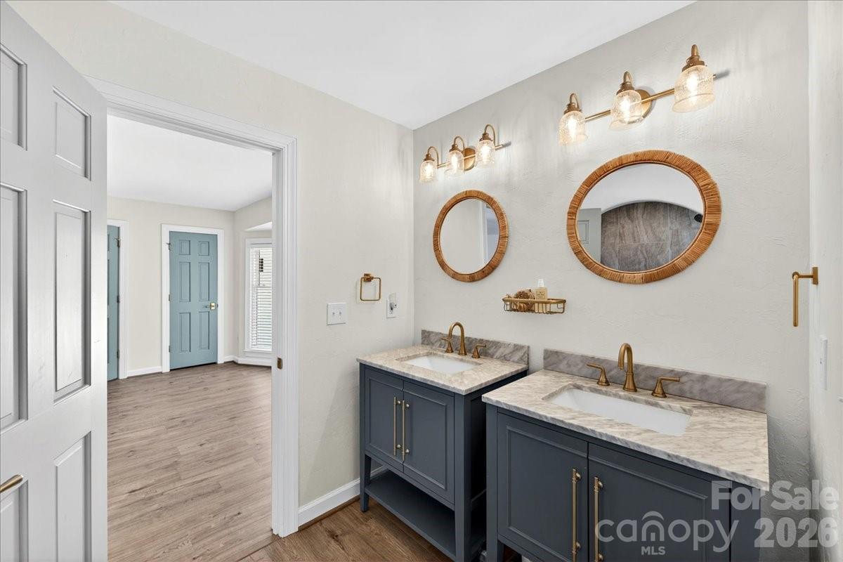 11100 Tara Oaks Drive — Mint Hill