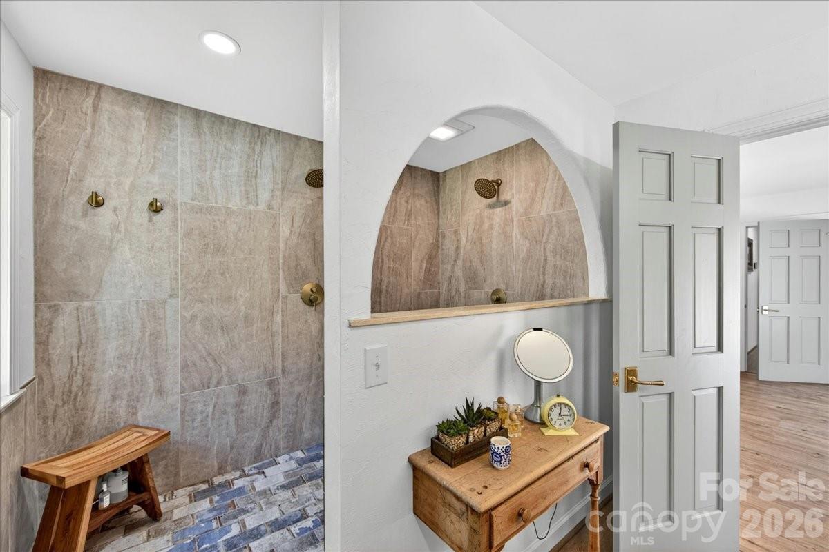 11100 Tara Oaks Drive — Mint Hill