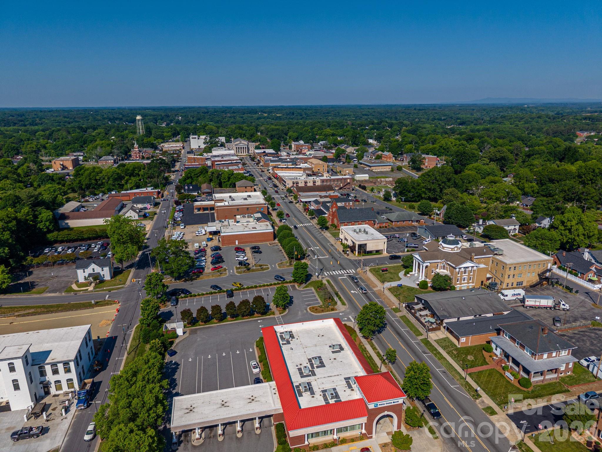173 Salem Church Road — Lincolnton