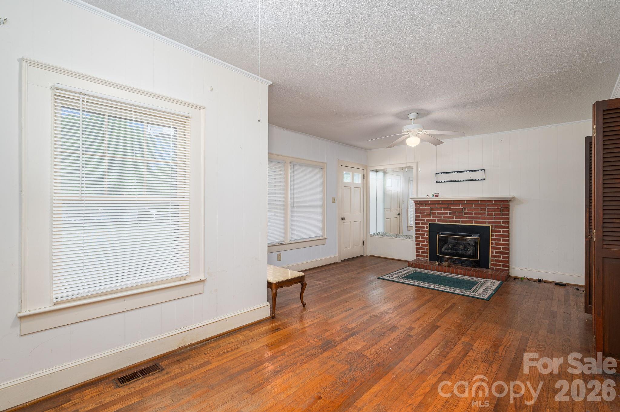 173 Salem Church Road — Lincolnton